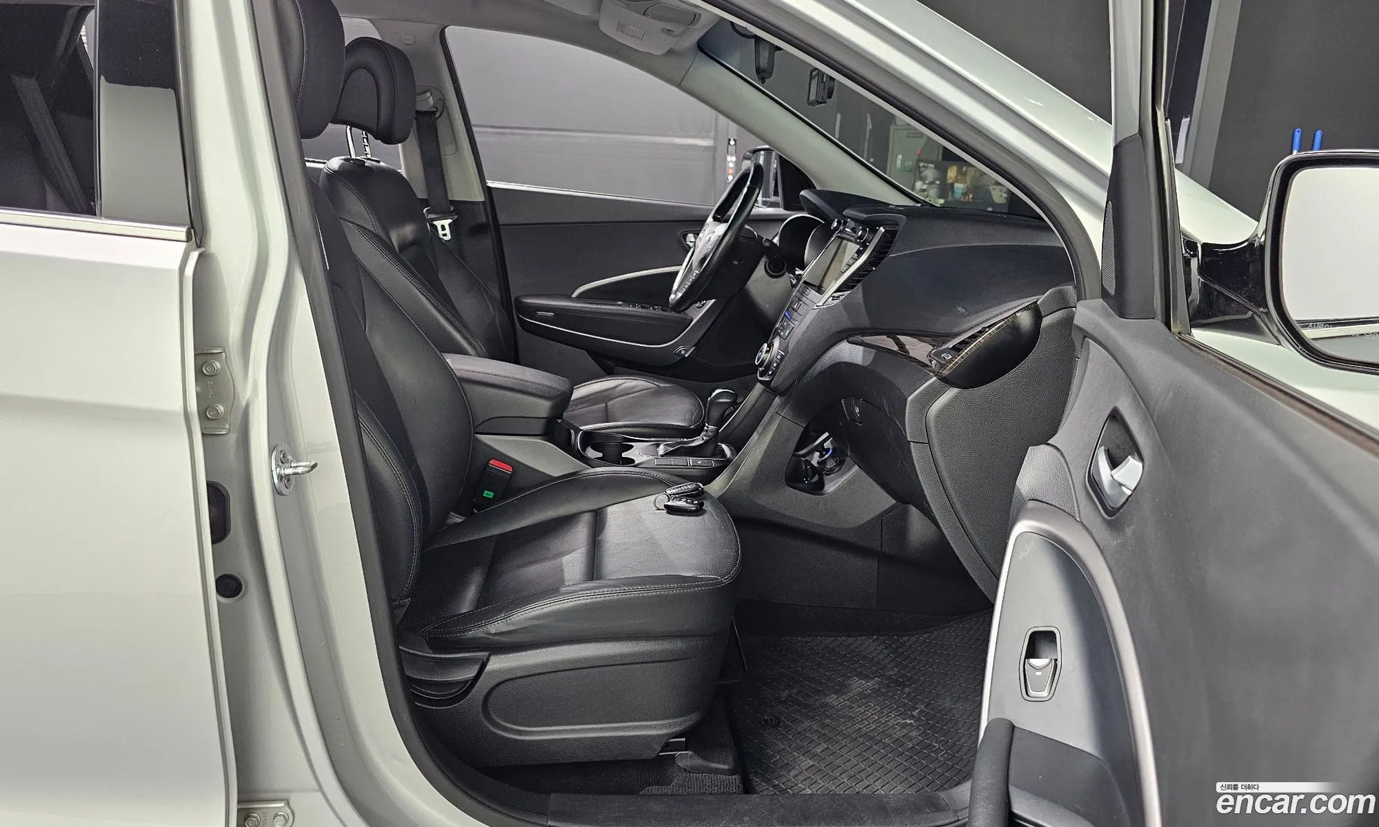 Hyundai Santa Fe DM 2012 — 12