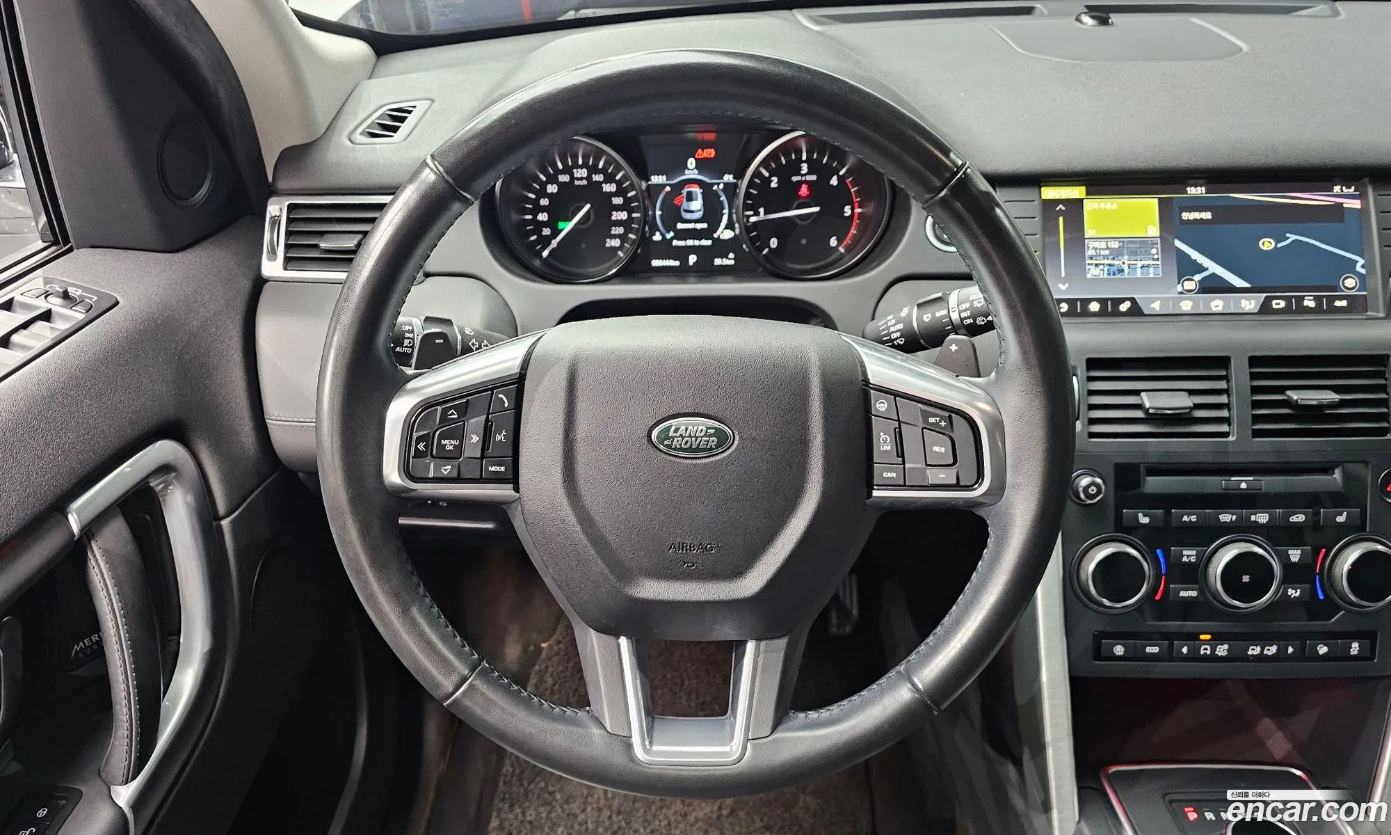 Land Rover Discovery Sport 2018 — 15