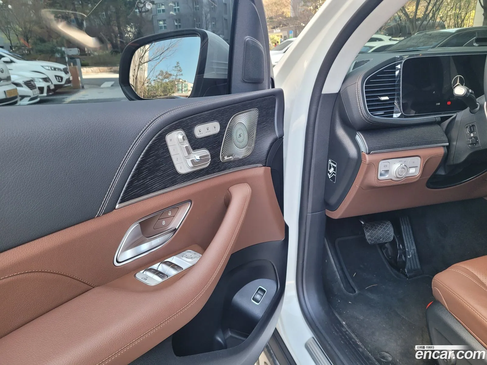 Mercedes-Benz GLE-Class W167 2026 — 15