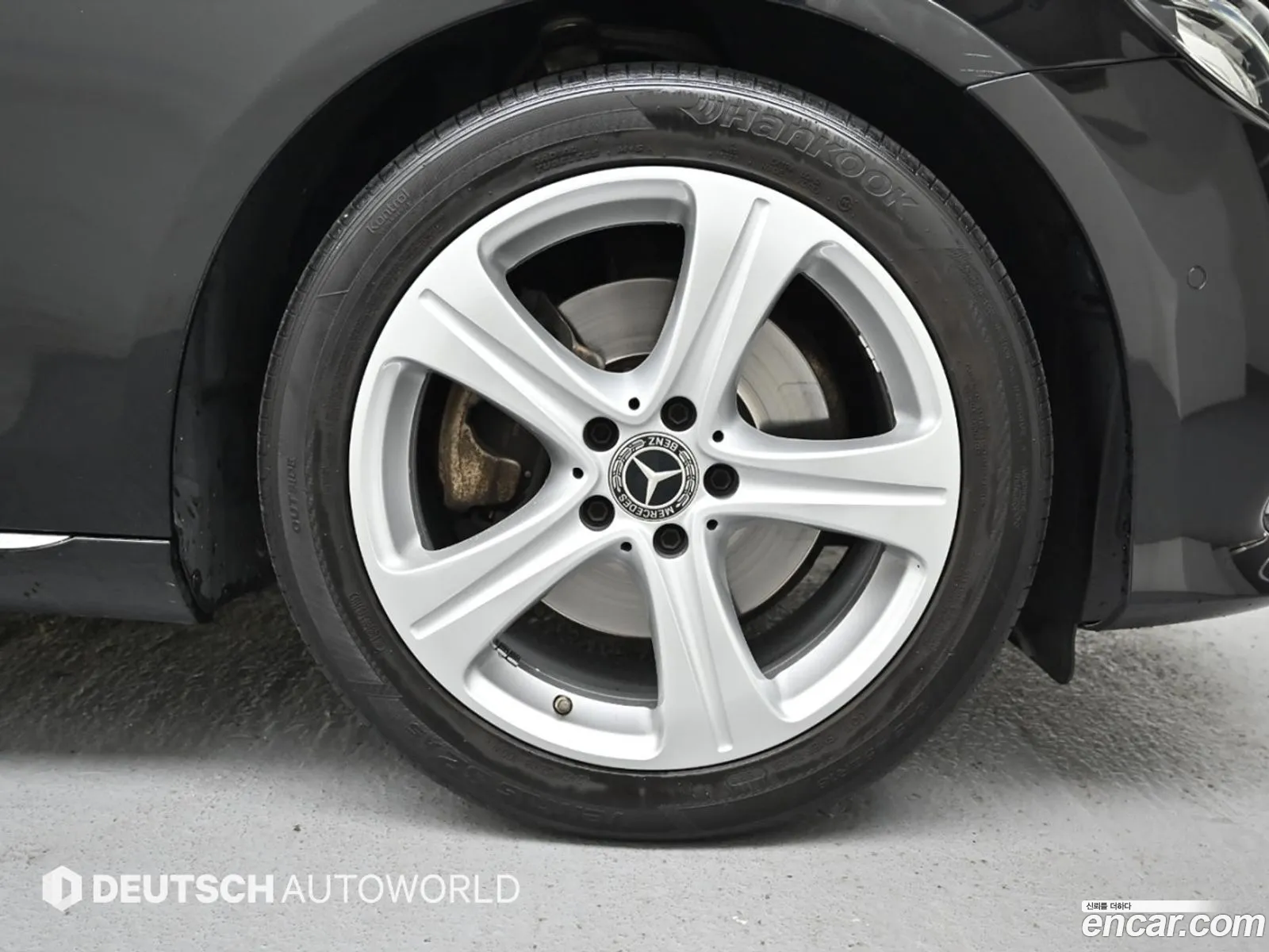 Mercedes-Benz E-Class W213 2017 — 8