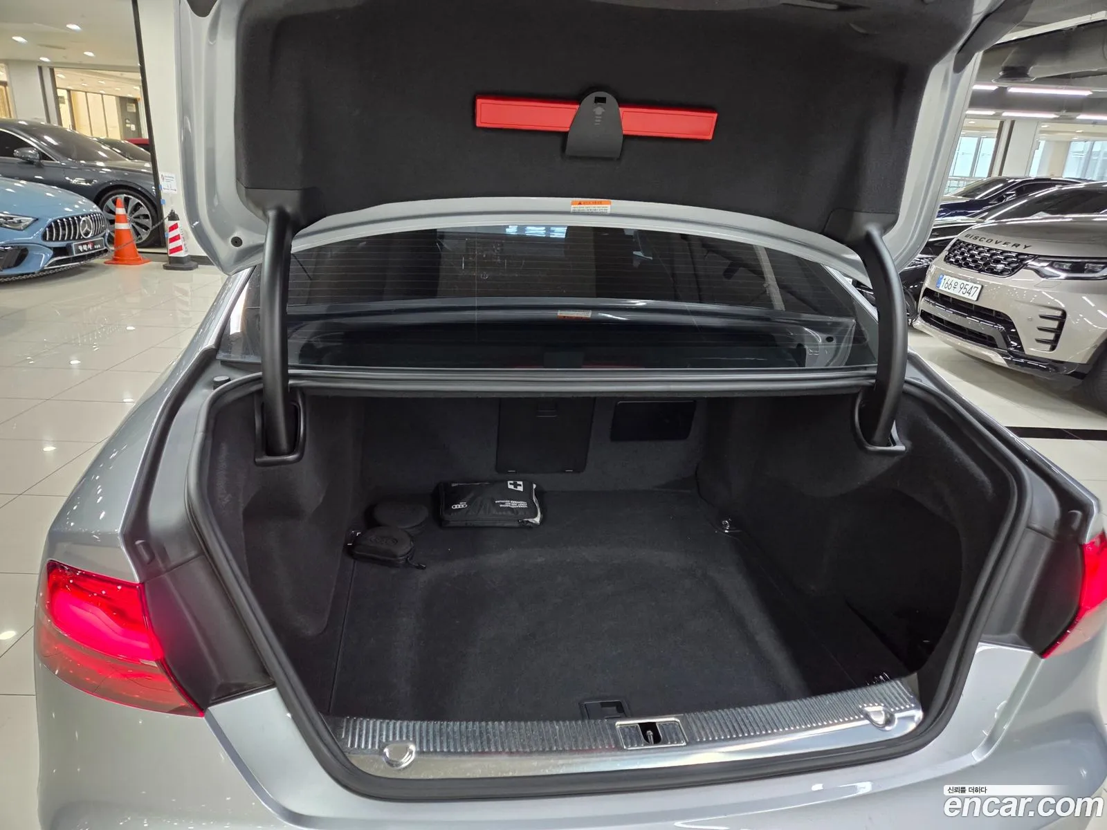 Audi A8 2014 — 9