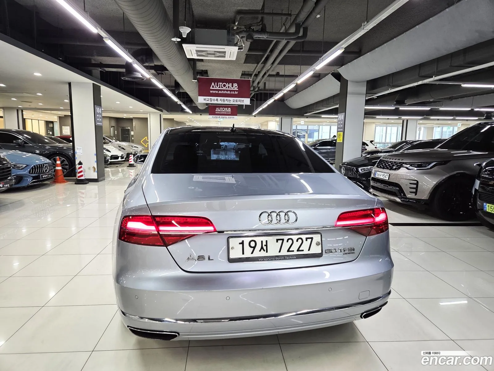 Audi A8 2014 — 8