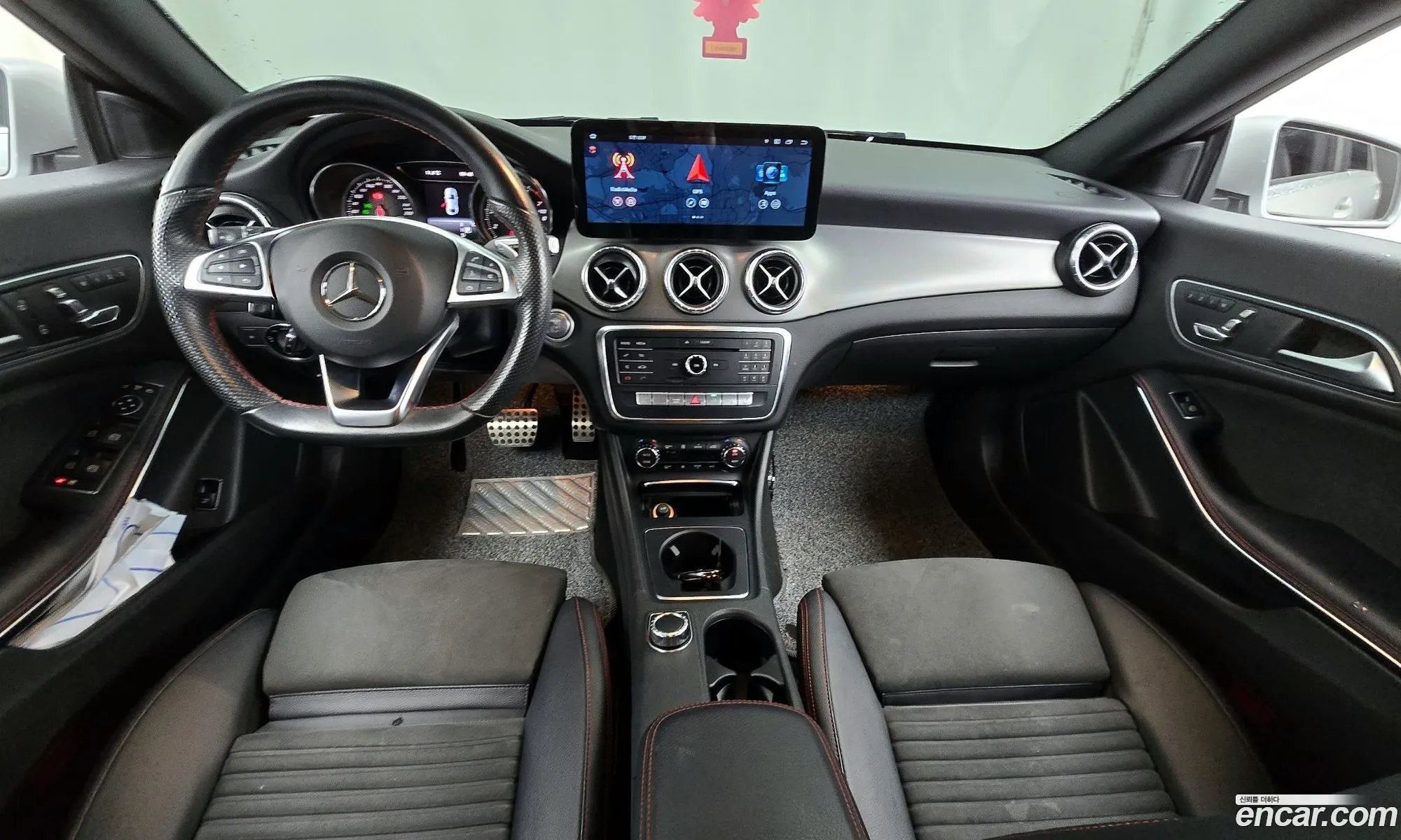 Mercedes-Benz CLA-Class C117 2018 — 14