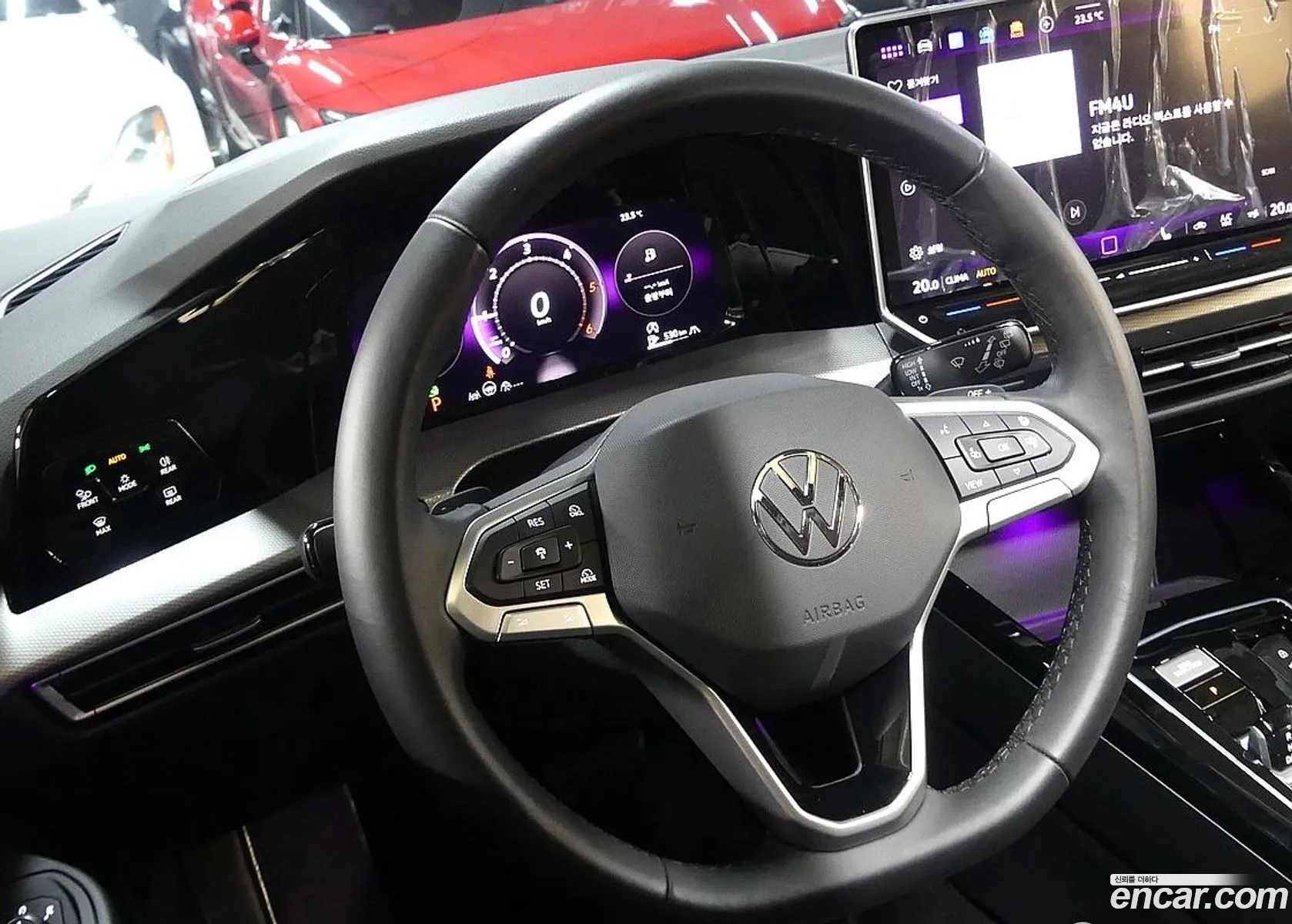 Volkswagen Golf 8th Gen 2025 — 9