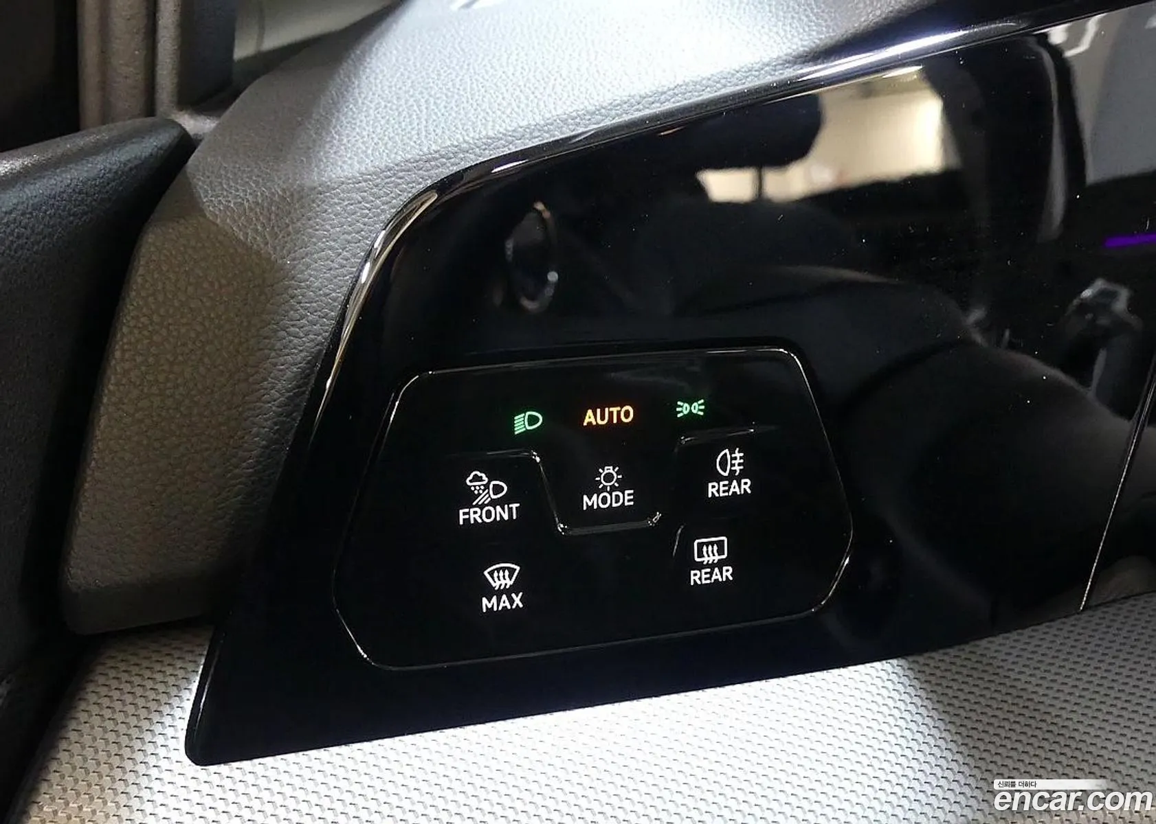 Volkswagen Golf 8th Gen 2025 — 20