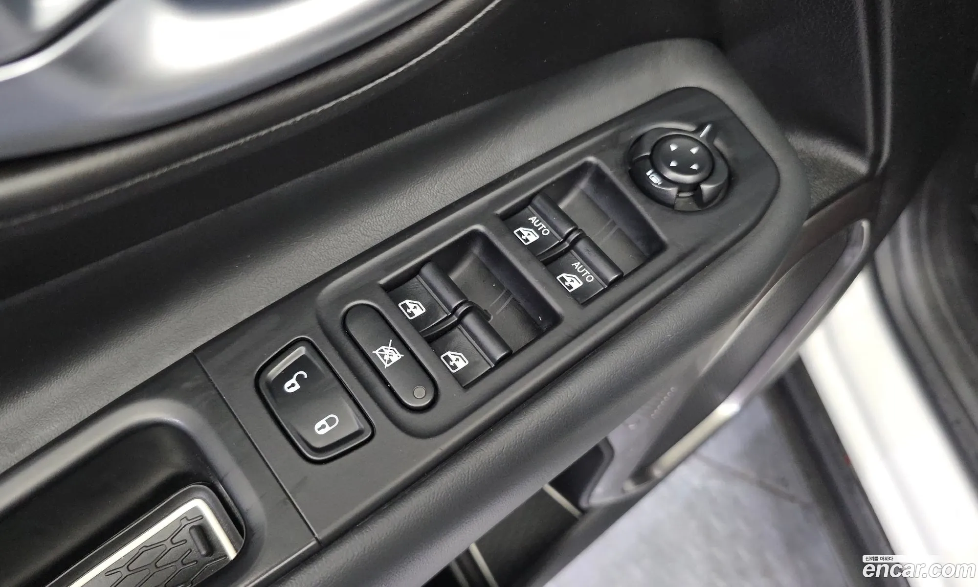 Jeep Renegade 2018 1C4BU0000JPH47624 — 13