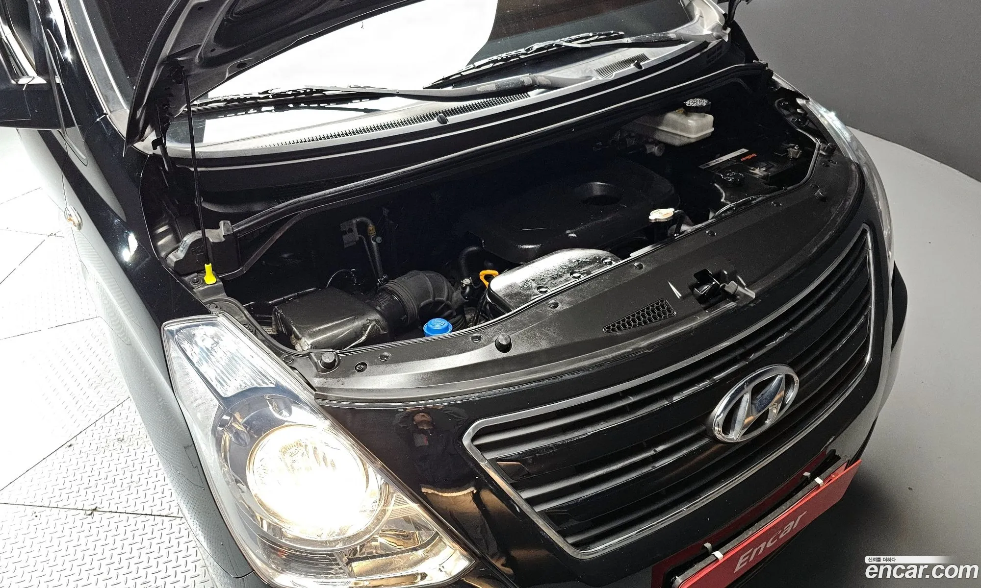 Hyundai Grand Starex 2018 — 8