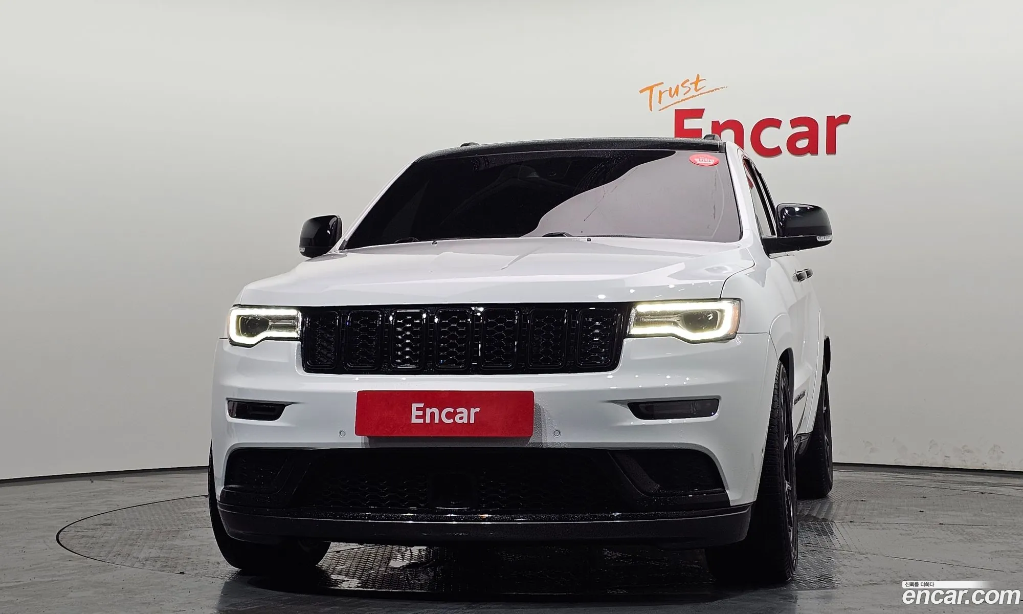 Jeep Grand Cherokee 2021 — 4