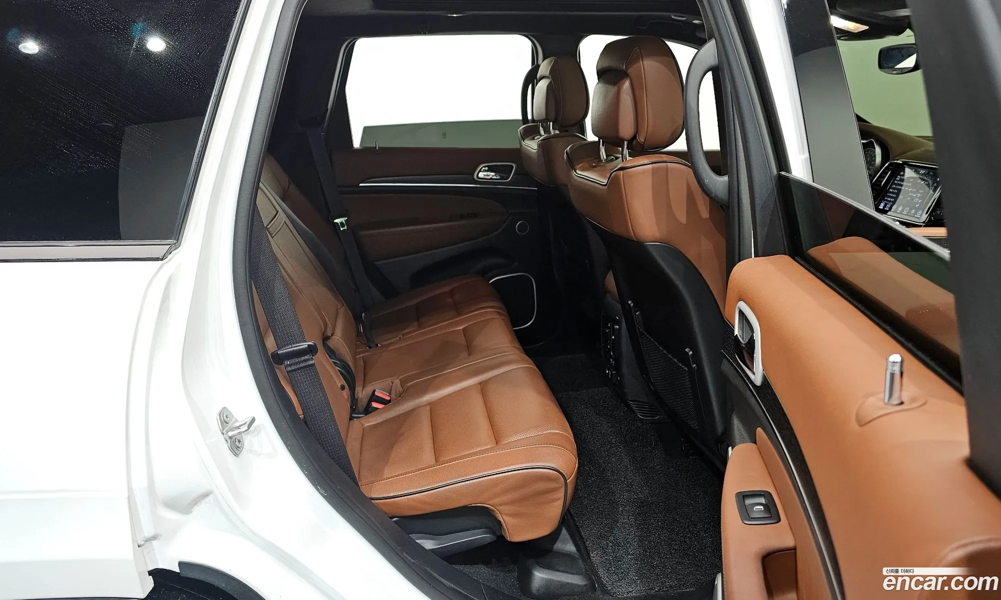 Jeep Grand Cherokee 2021 — 2