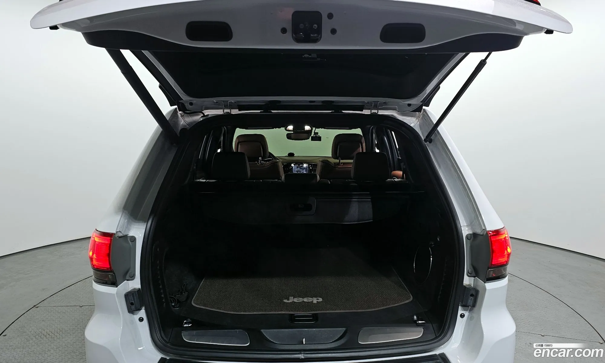 Jeep Grand Cherokee 2021 — 10