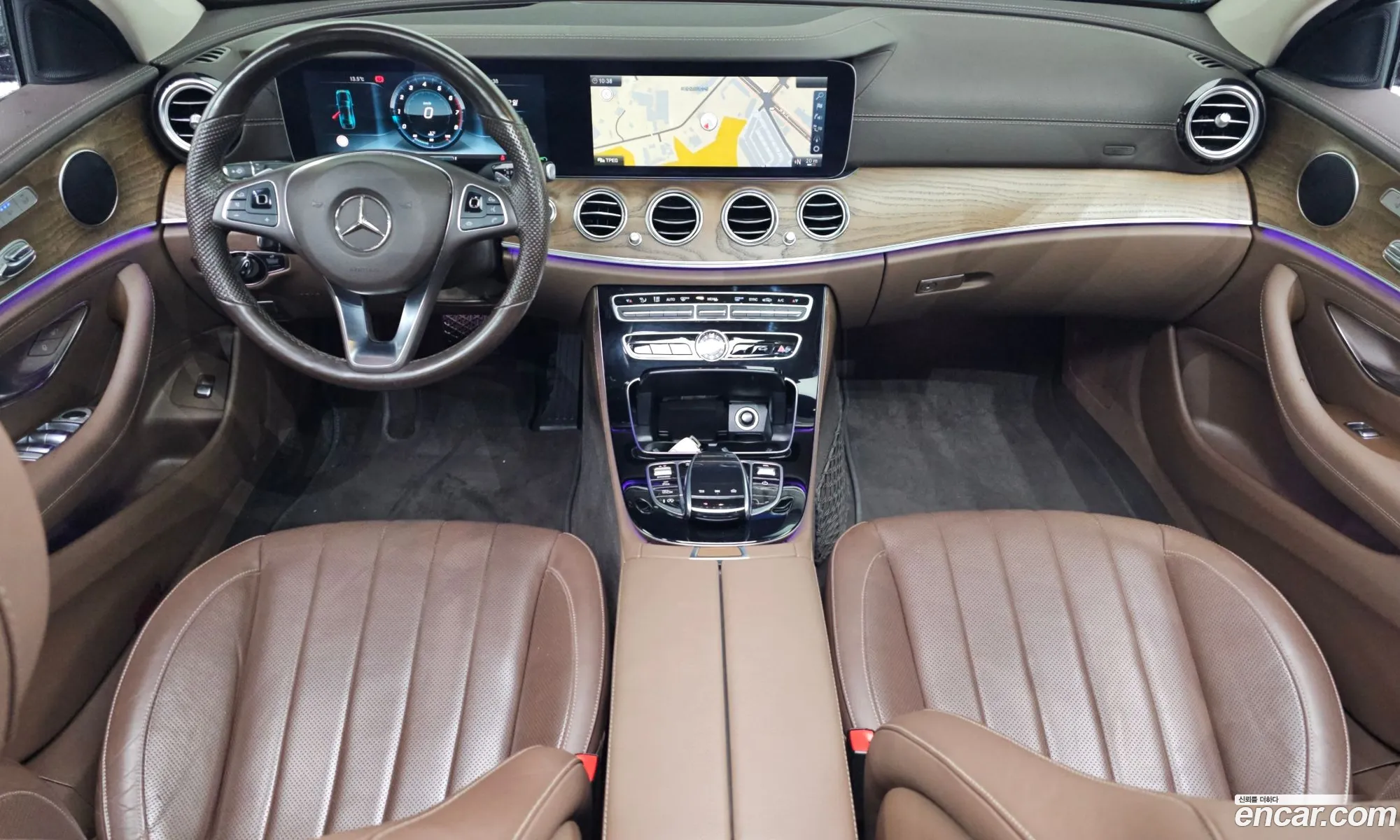 Mercedes-Benz E-Class W213 2017 — 14