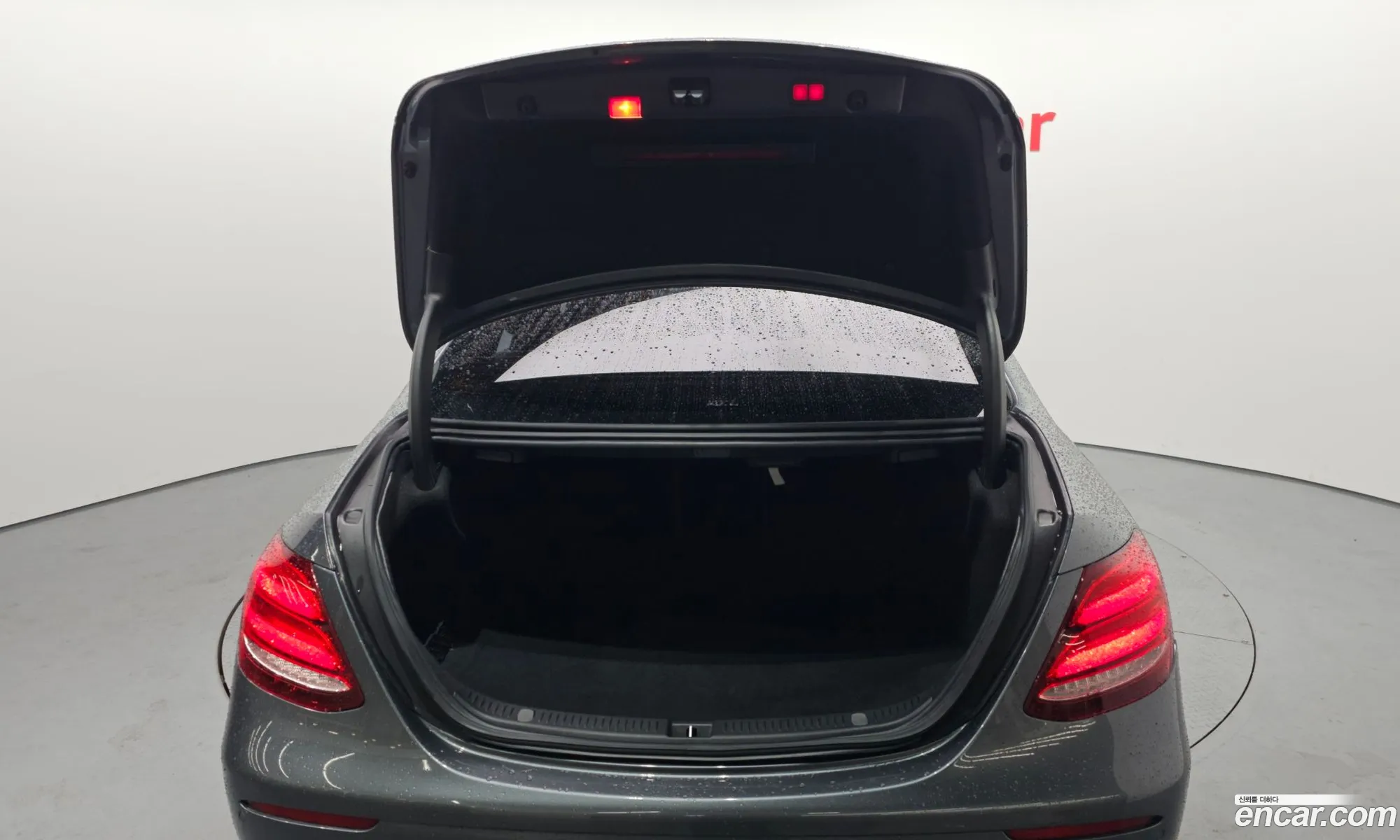 Mercedes-Benz E-Class W213 2017 — 16