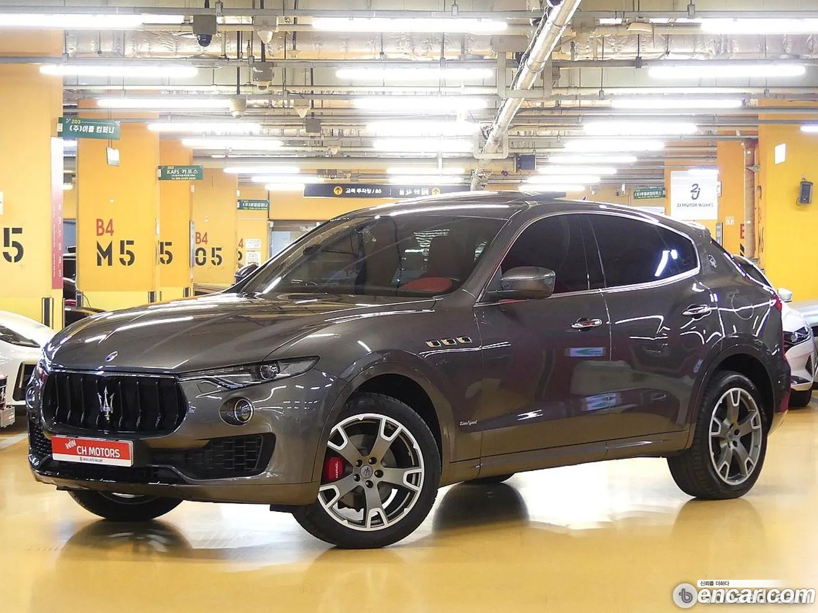 Maserati Levante 2018 — 18
