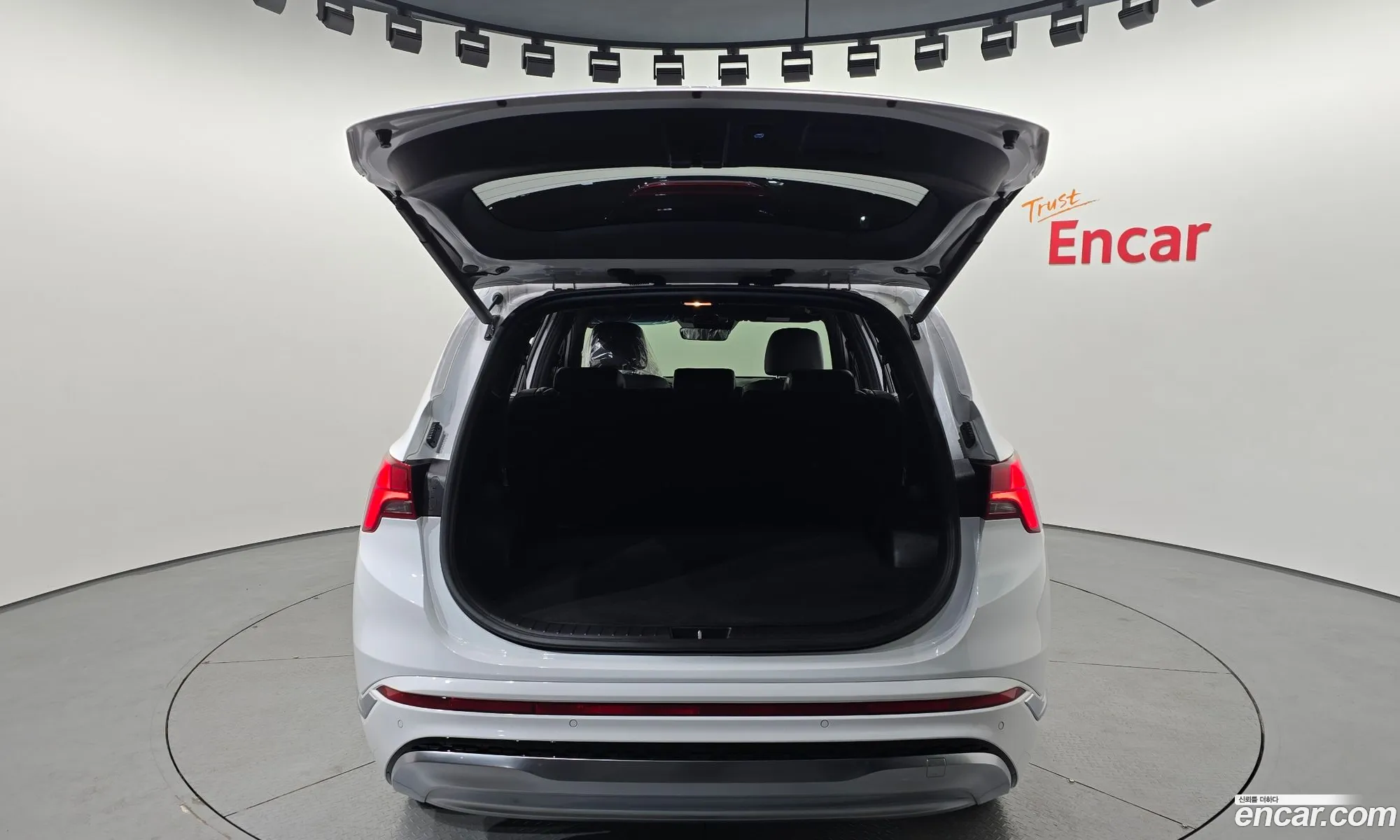 Hyundai Santa Fe 2020 — 23