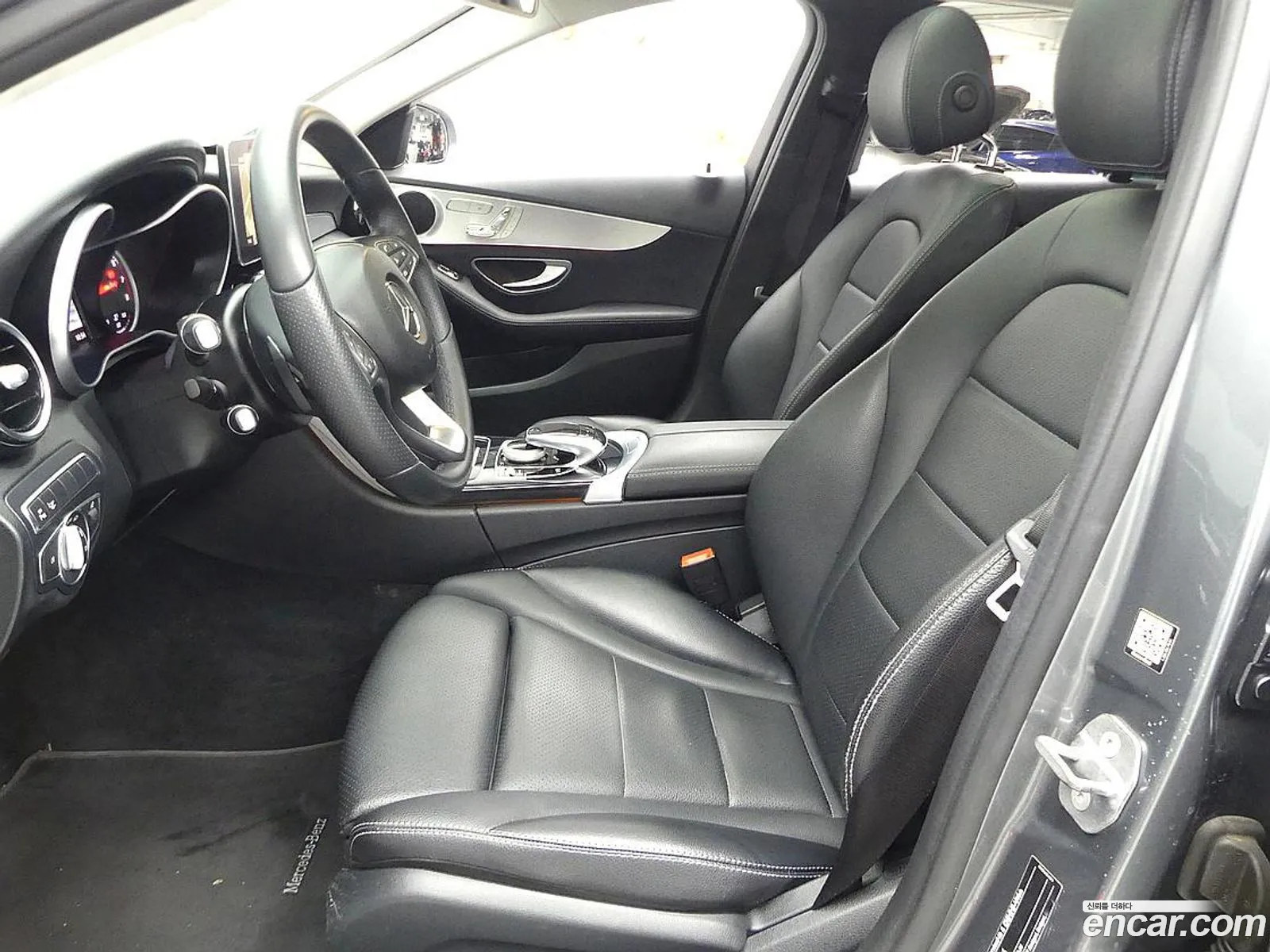 Mercedes-Benz C-Class W205 2017 — 3