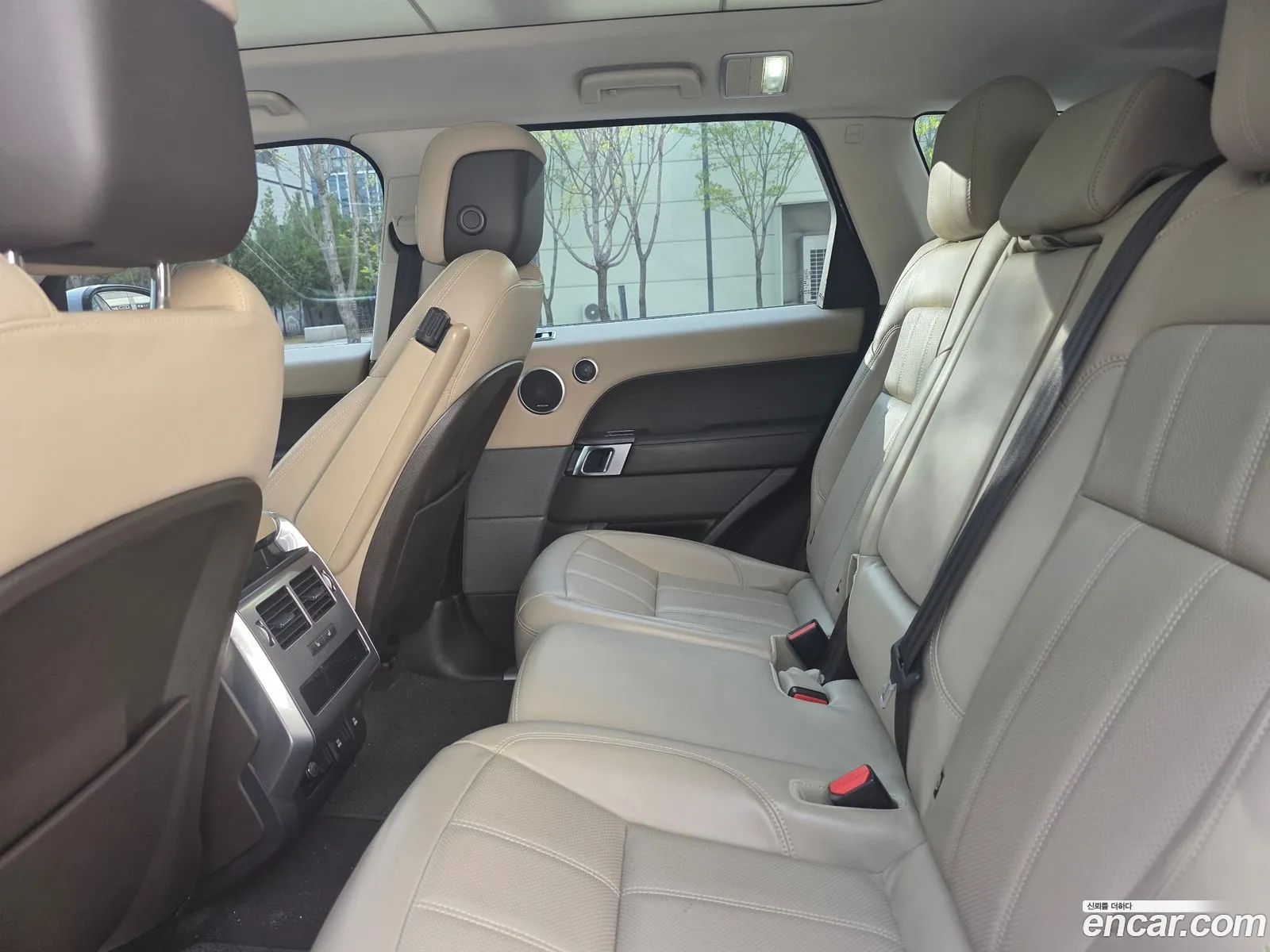 Land Rover Range Rover Sport 2019 — 16