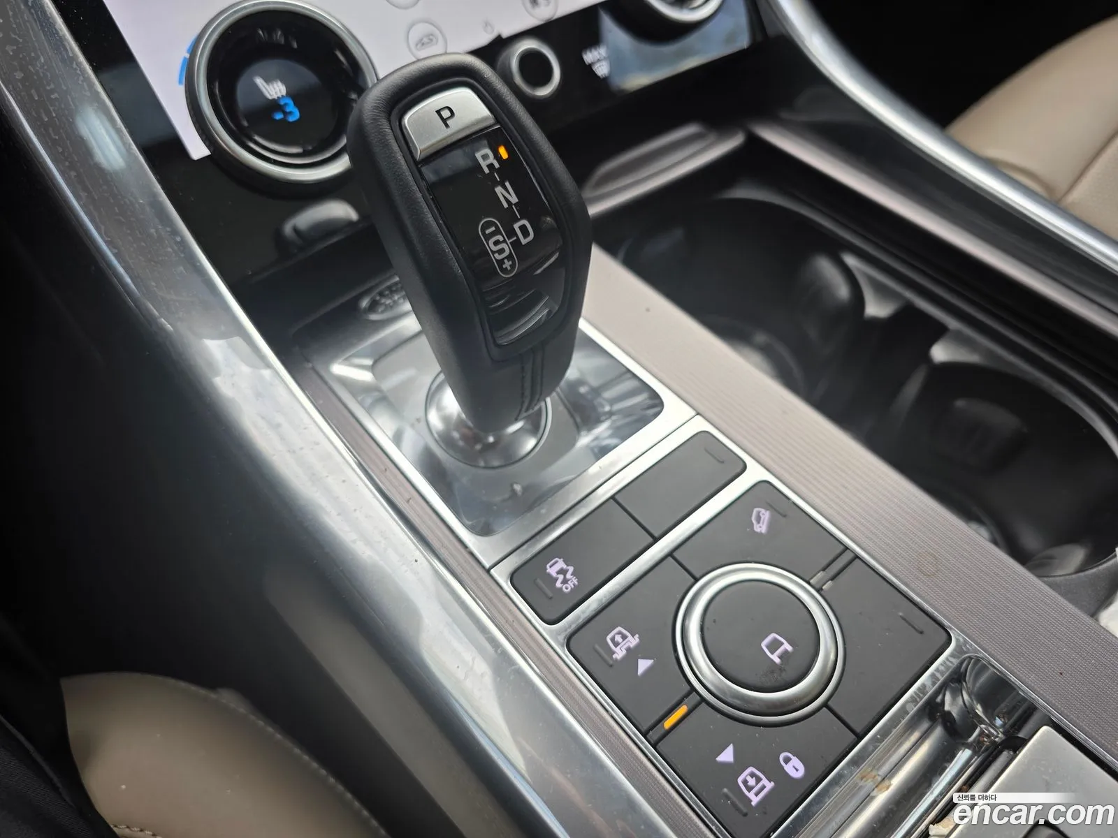 Land Rover Range Rover Sport 2019 — 13