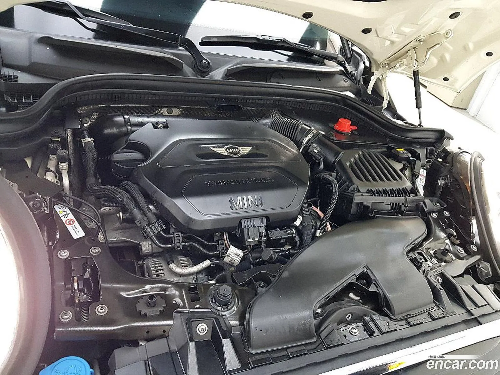 Mini Cooper D 2016 — 2
