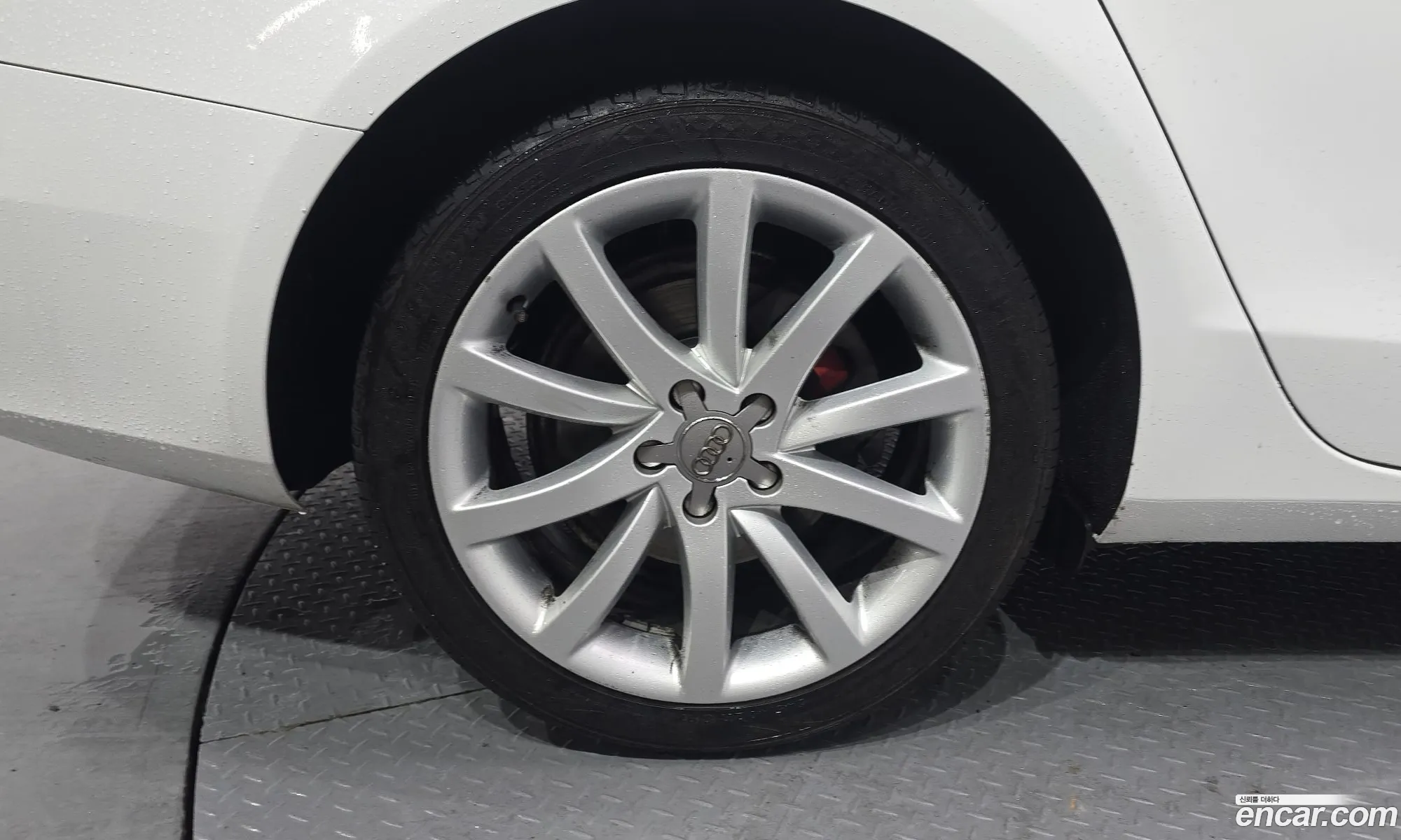 Audi A4 2014 WAUZZZ8K3EA091237 — 4