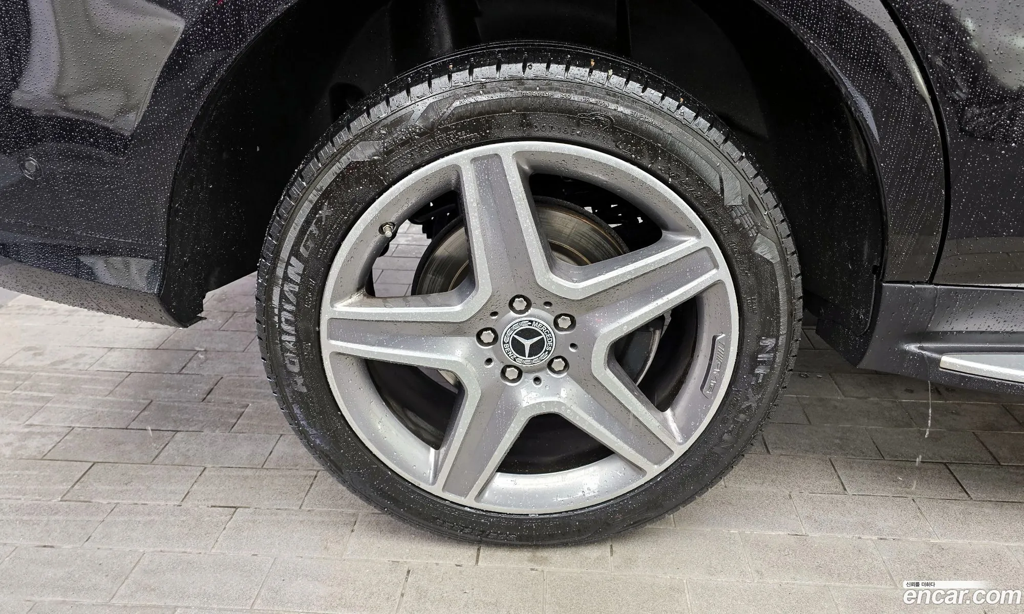 Mercedes-Benz GLE-Class W166 2017 — 10