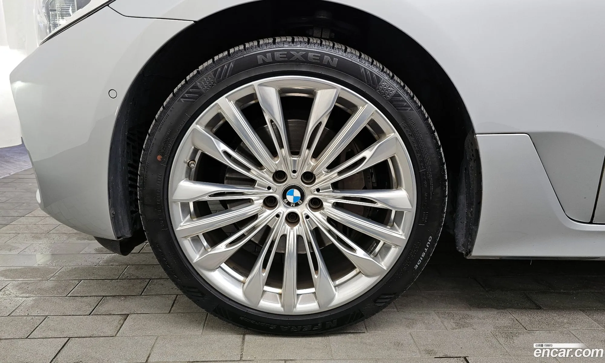 BMW 6 Series GT 2019 — 32