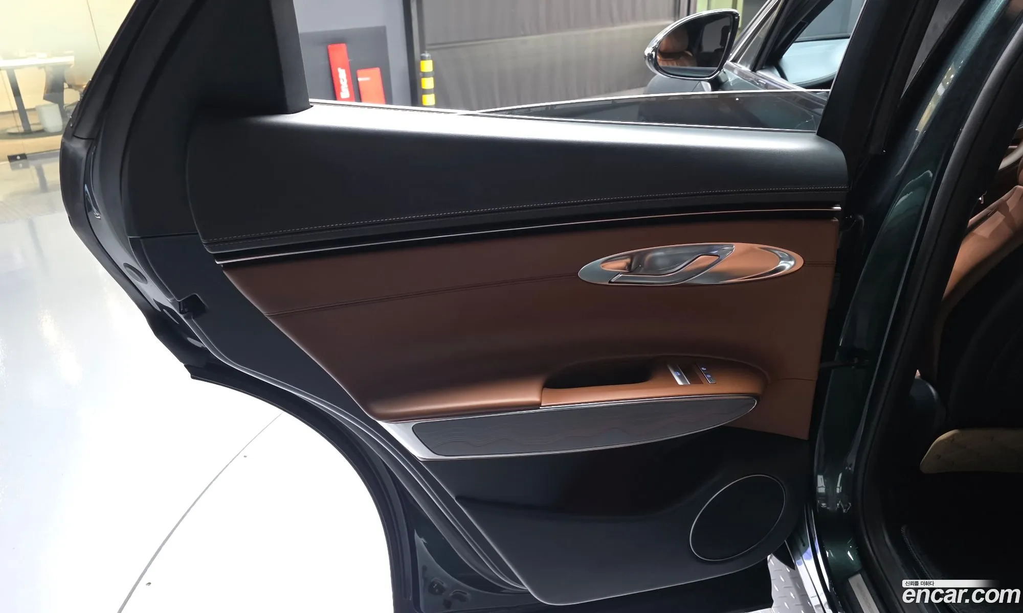 Genesis GV70 2023 — 6
