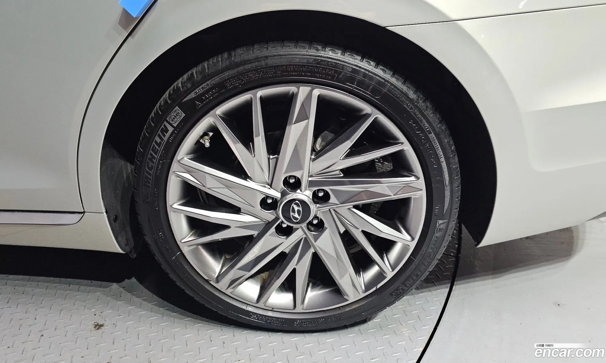 Hyundai Grandeur IG 2020 — 18