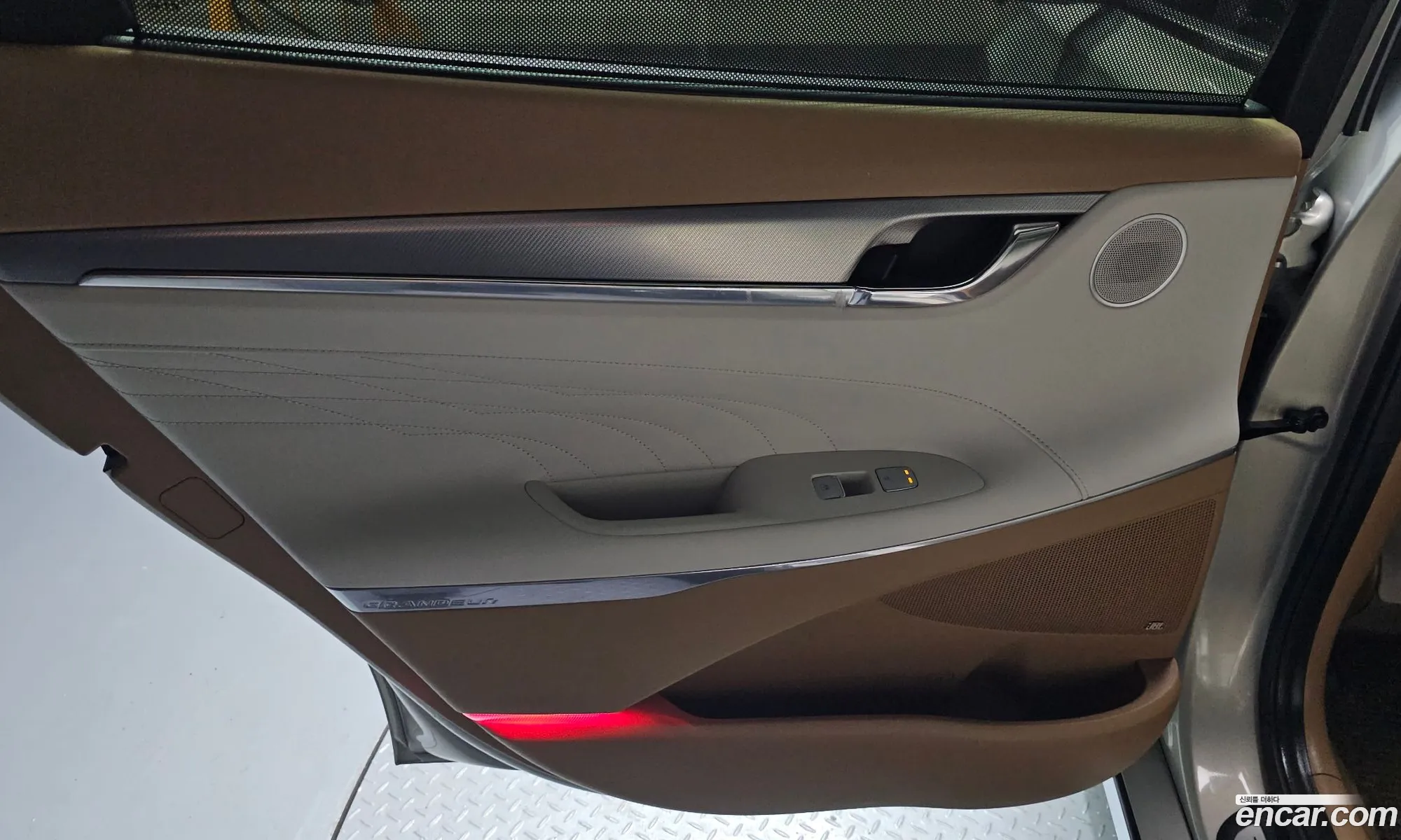 Hyundai Grandeur IG 2020 — 25
