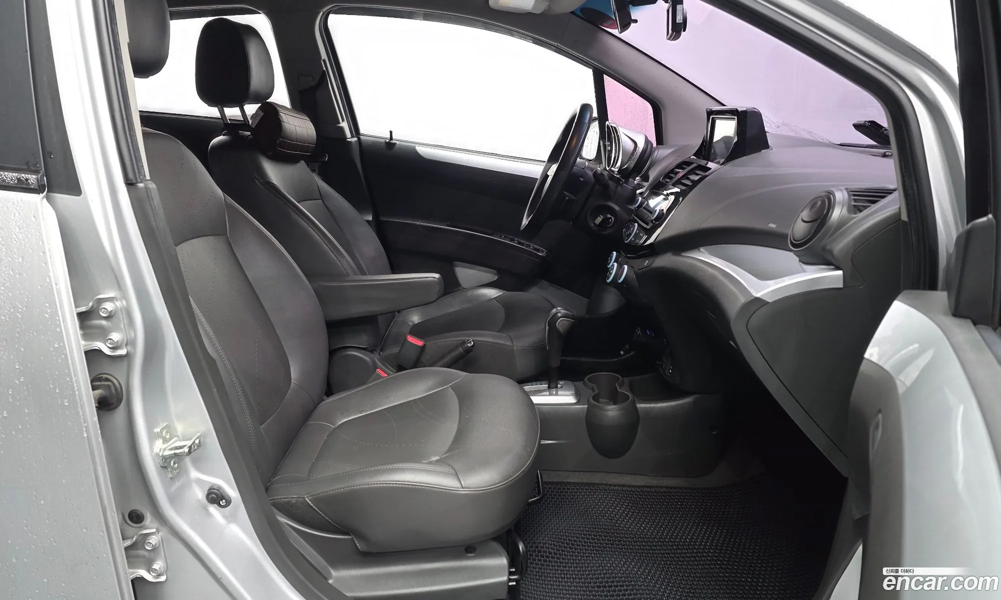 Chevrolet (GM Daewoo) Spark 2015 — 17