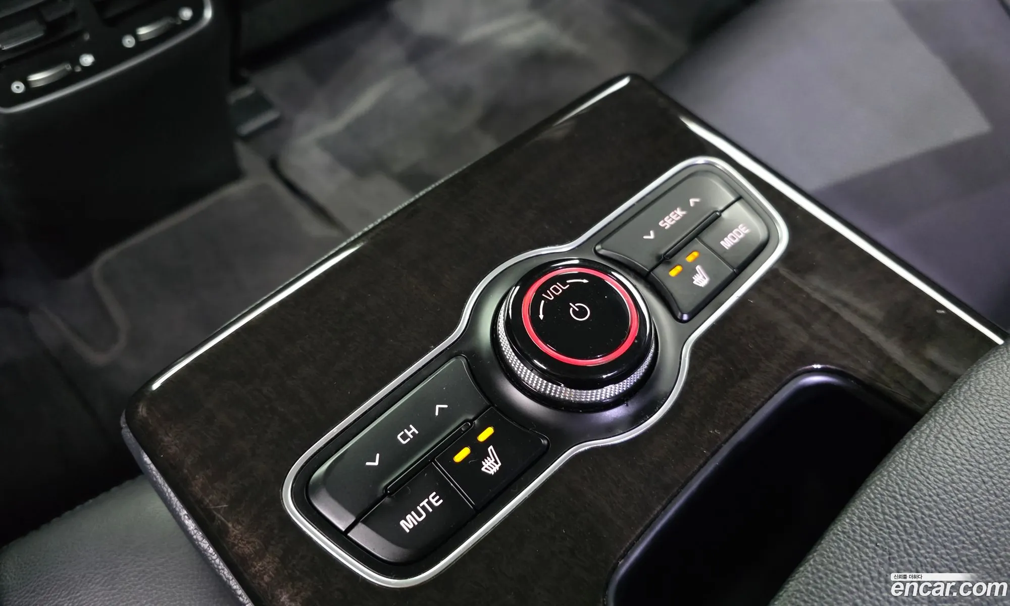 Kia K7 2013 — 30