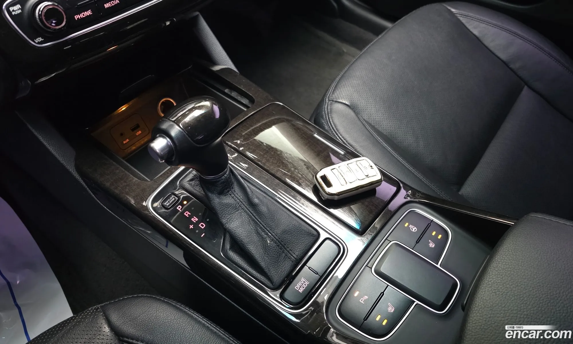 Kia K7 2013 — 26
