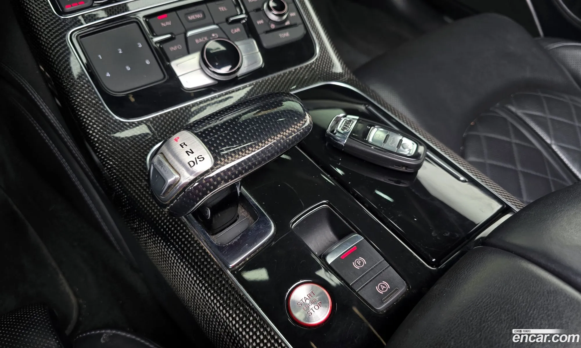 Audi S8 2013 WAUZZZ4H3DN014689 — 19