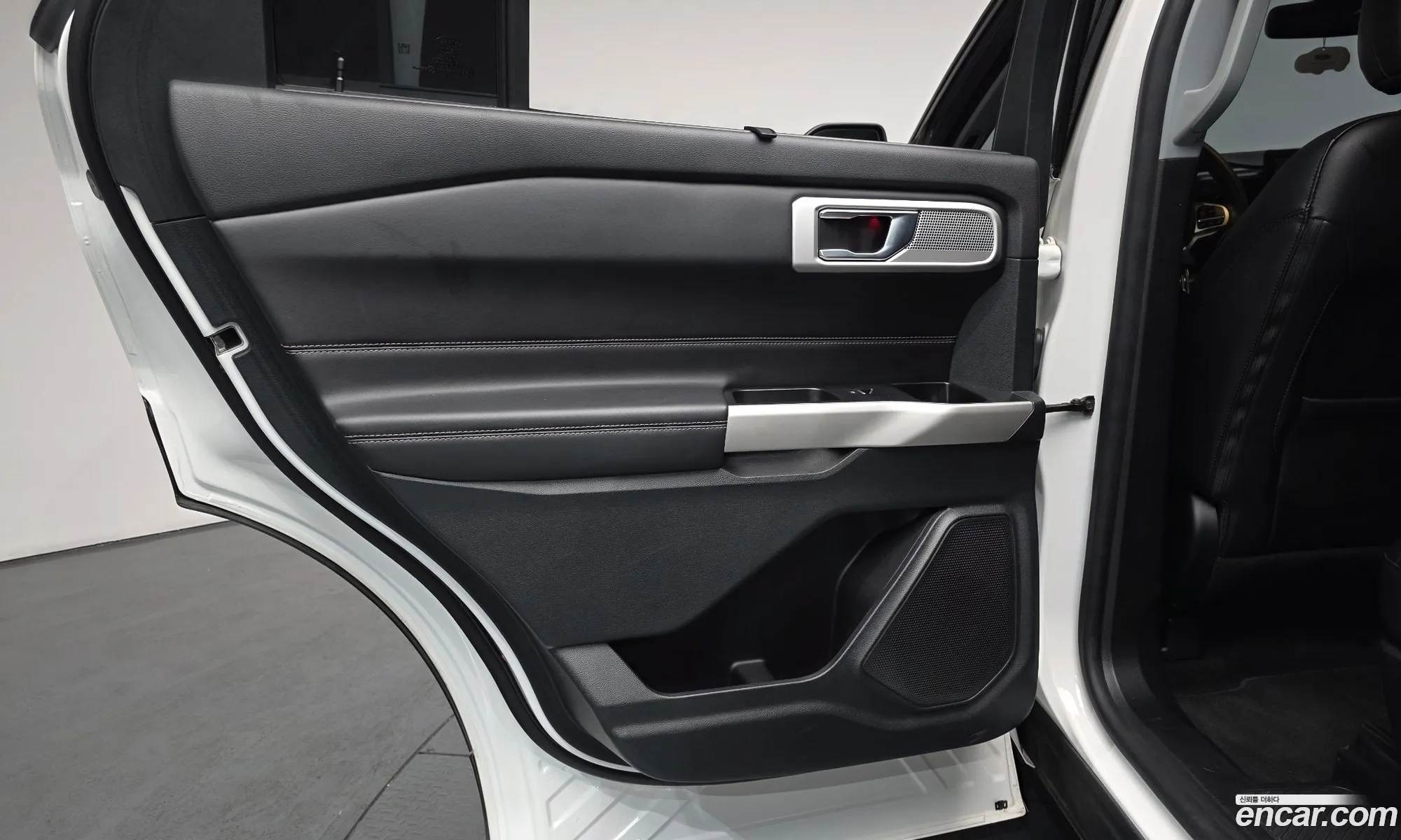 Ford Explorer 6th Gen 2022 1FMSK8FH7NGA52847 — 29
