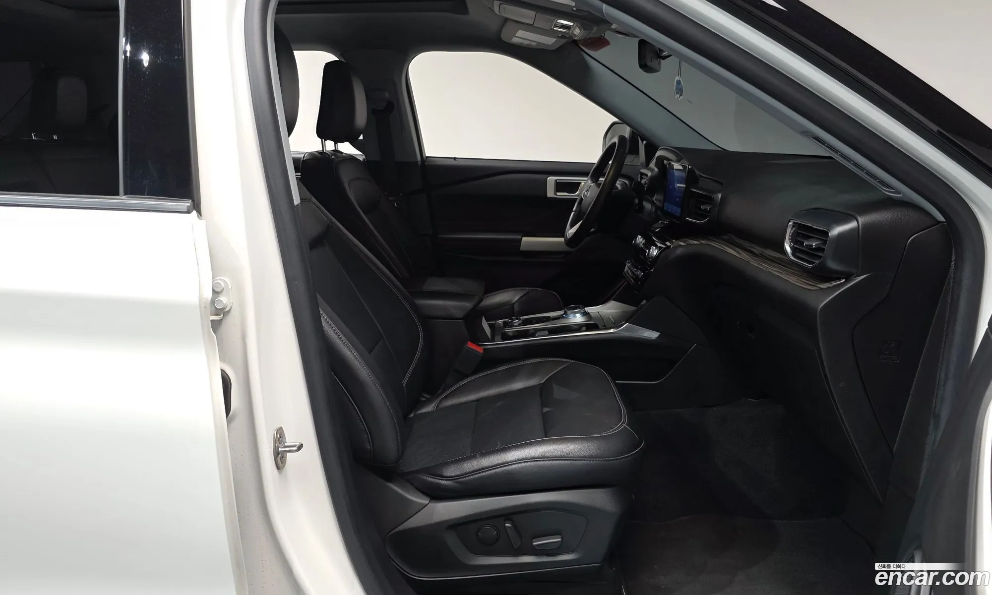 Ford Explorer 6th Gen 2022 1FMSK8FH7NGA52847 — 19
