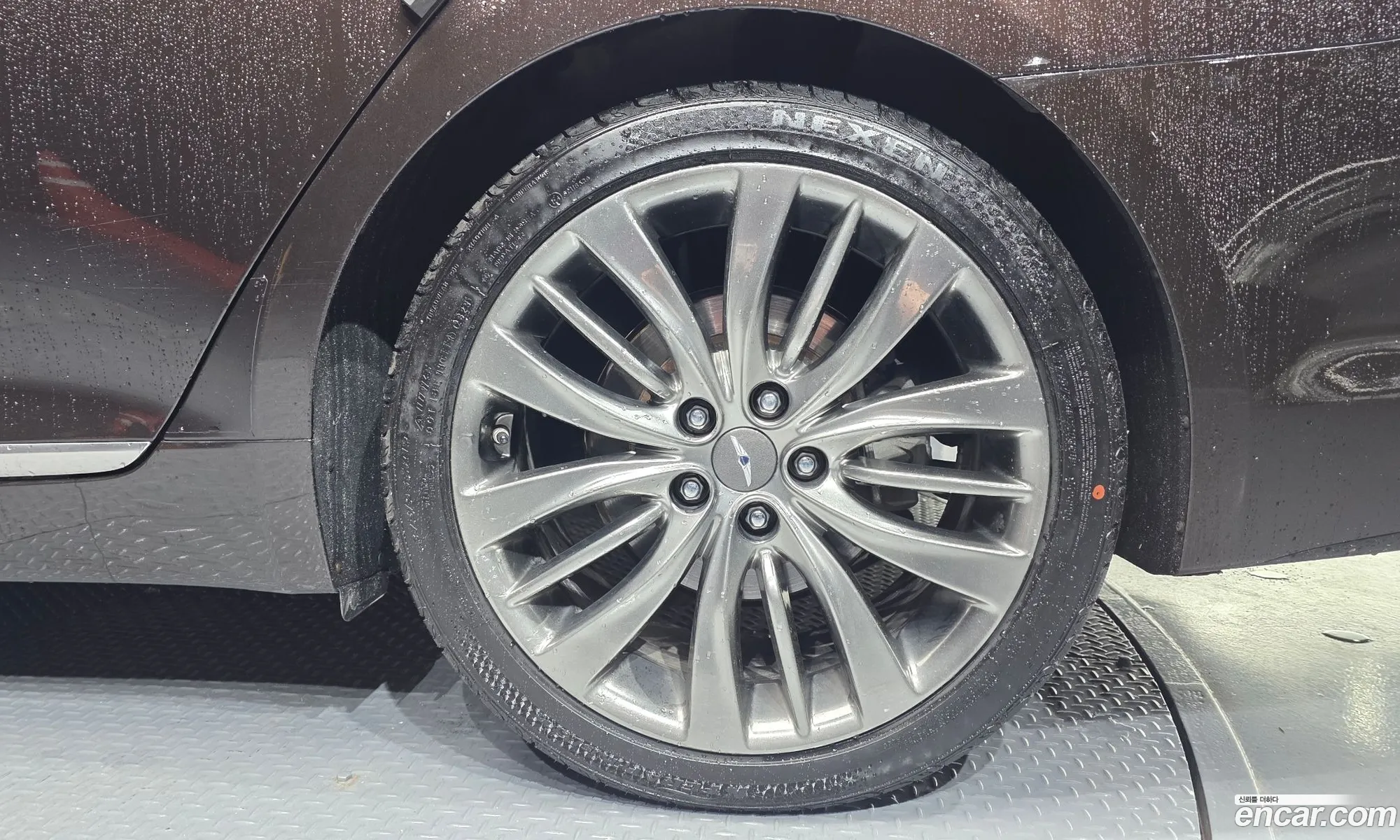 Genesis G80 2018 — 27