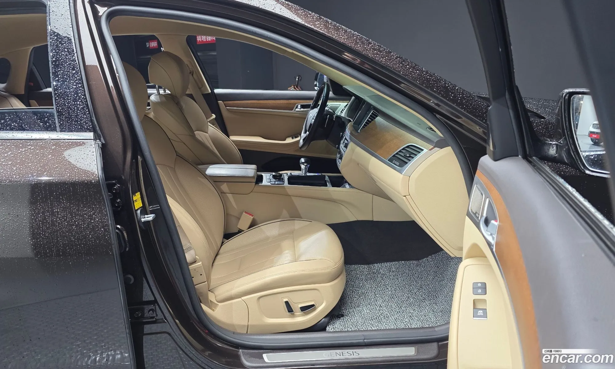 Genesis G80 2018 — 28