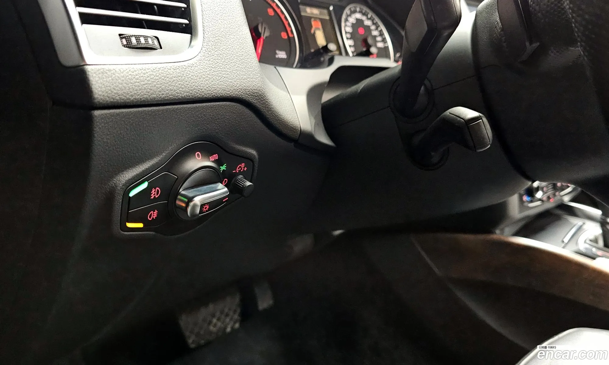 Audi Q5 2010 WAUZZZ8R8BA033746 — 17