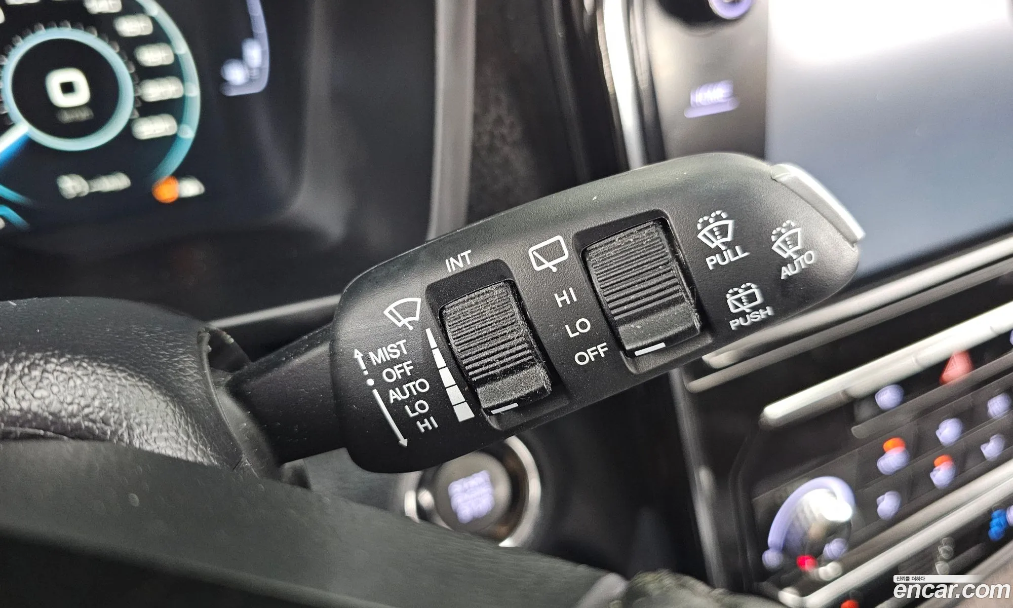 KG Mobility (SsangYong) Tivoli 2020 — 25