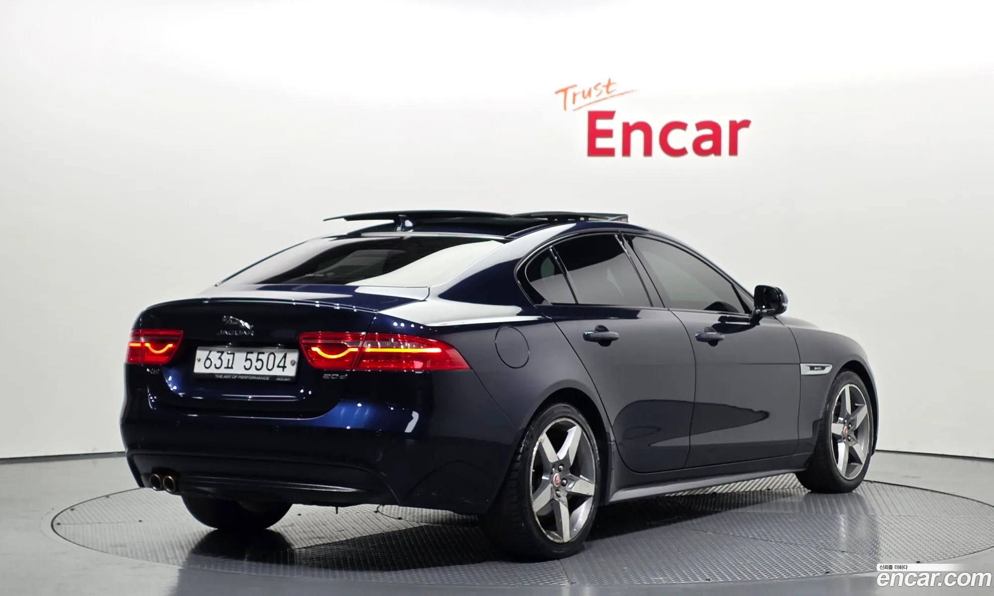 Jaguar XE 2016 SAJAB4BN1GA923852 — 5