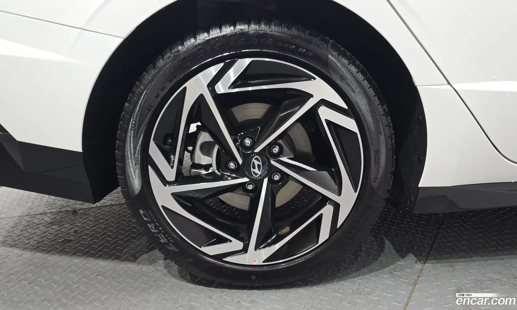 Hyundai Sonata the Edge 2026 — 24