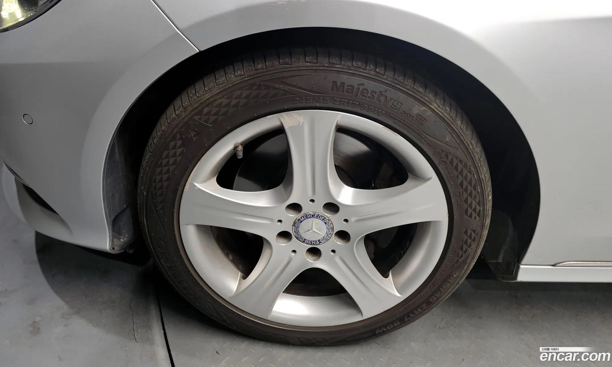 Mercedes-Benz E-Class W212 2014 WDDHF8CB0EB001048 — 7