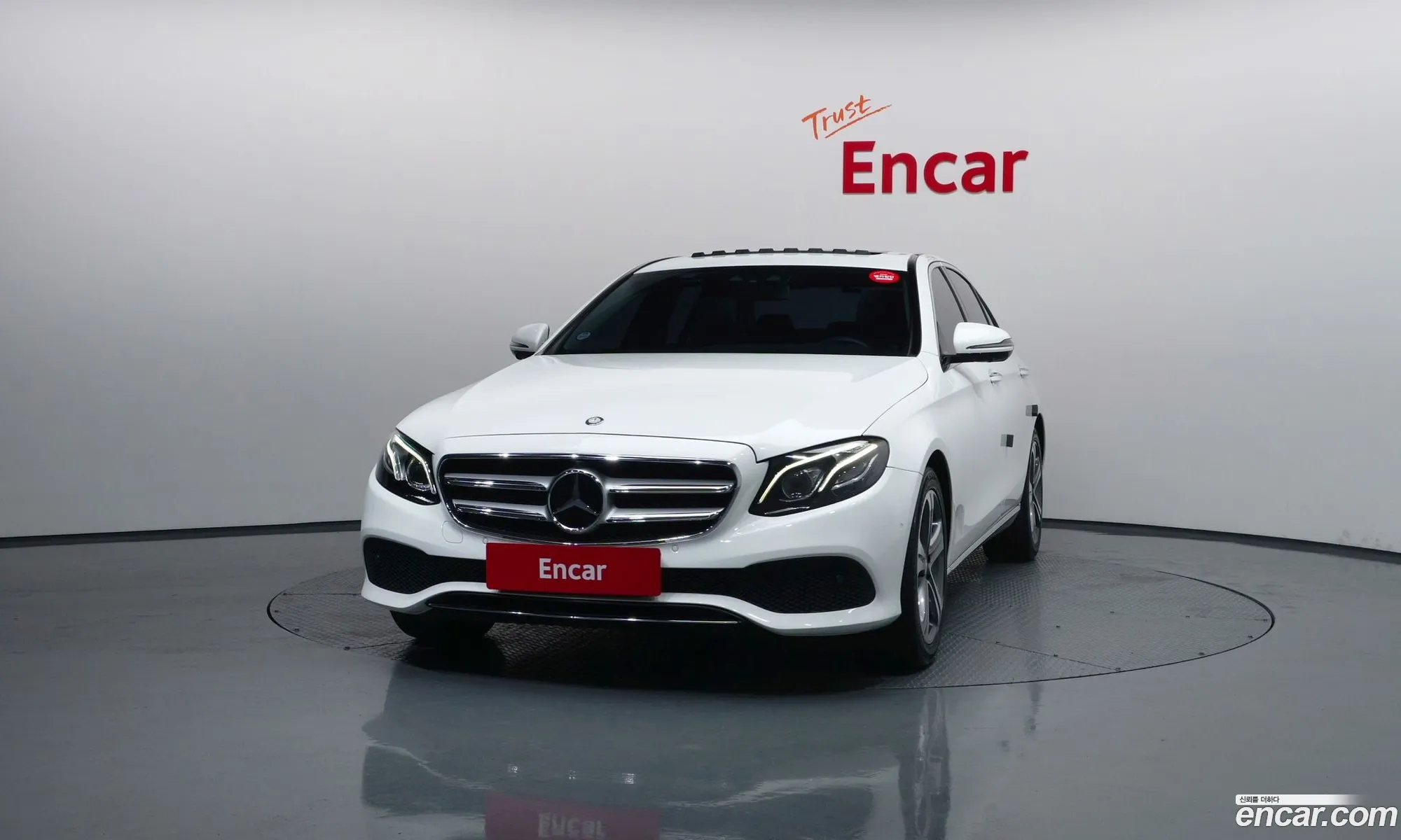 Mercedes-Benz E-Class W213 2017 — 5