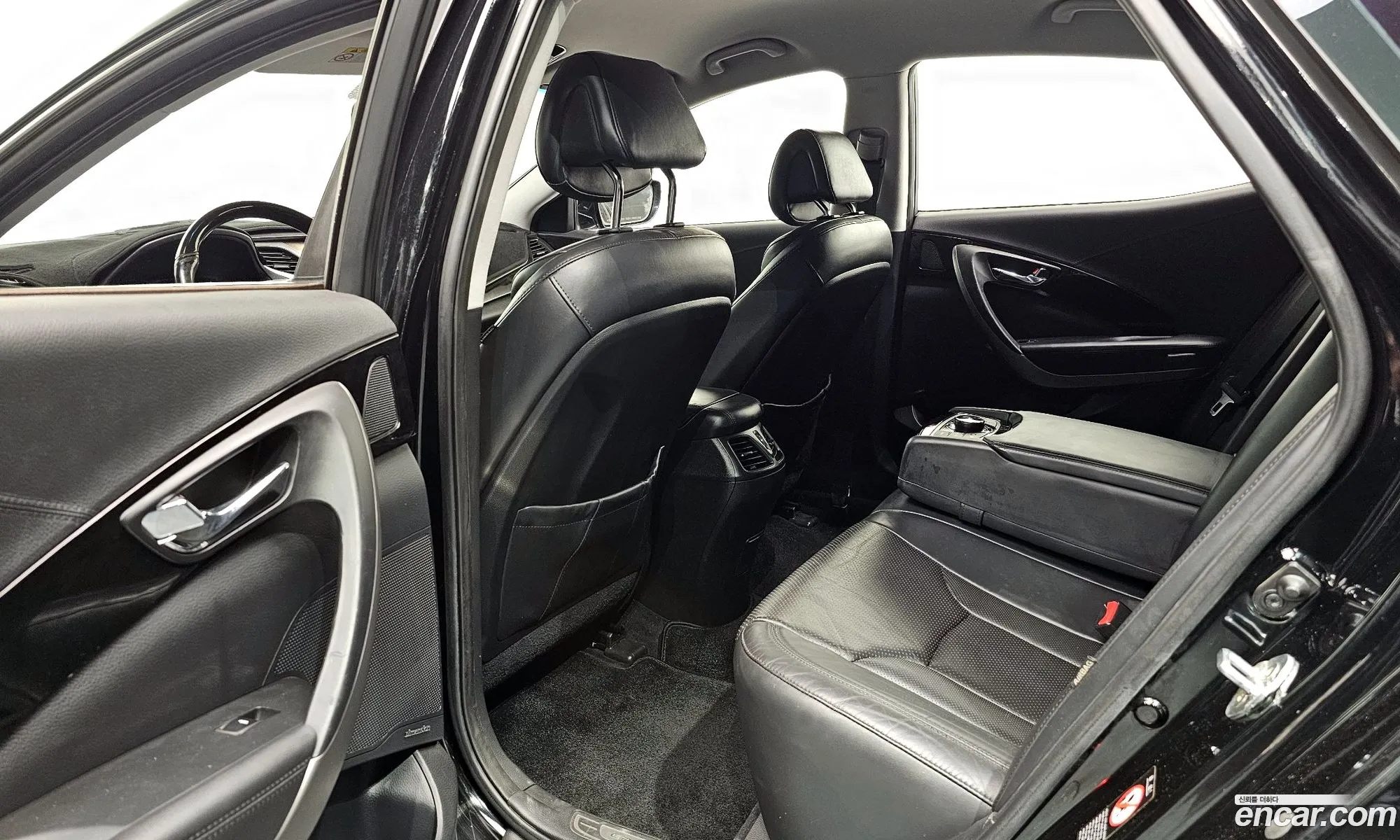 Hyundai Grandeur HG 2012 — 25