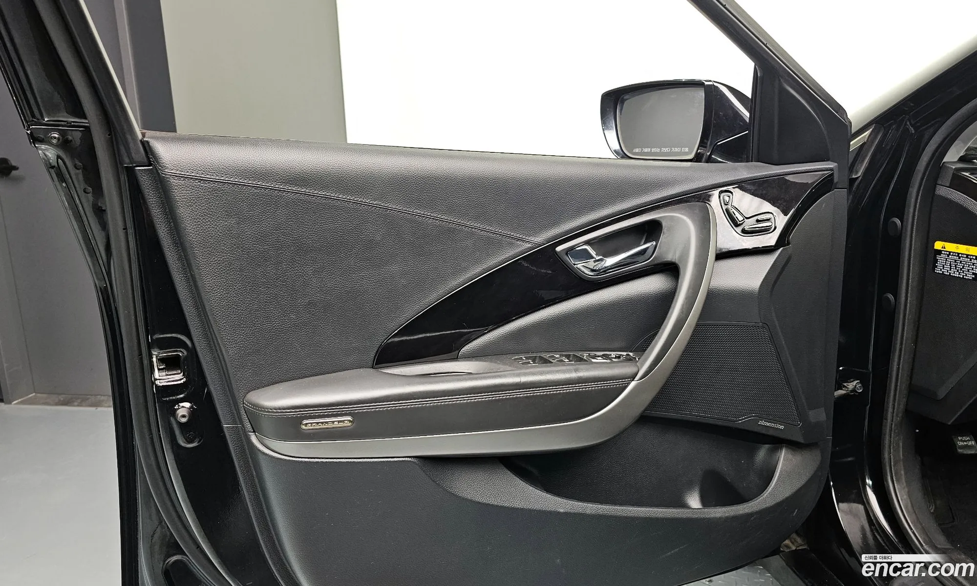 Hyundai Grandeur HG 2012 — 32