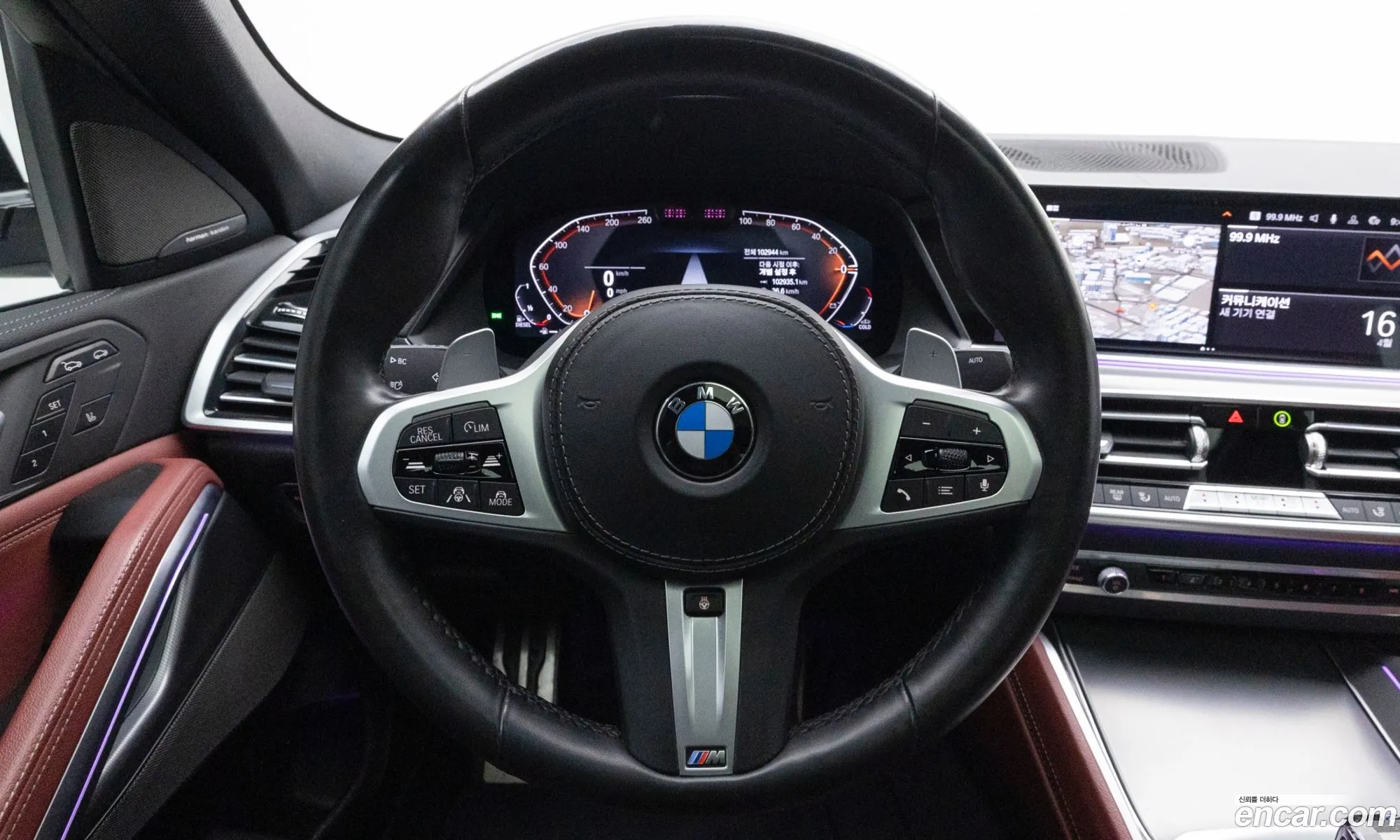 BMW X6 2021 — 16