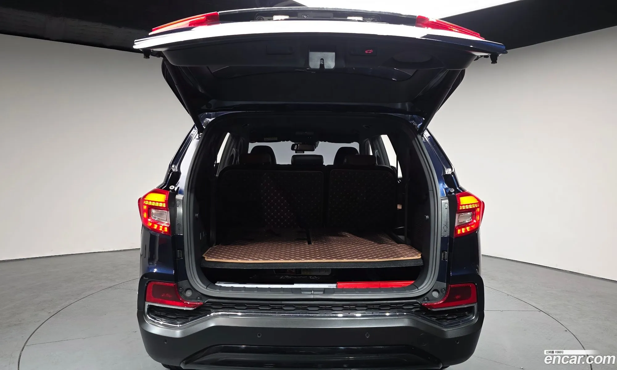 KG Mobility (SsangYong) G4 Rexton 2019 — 11