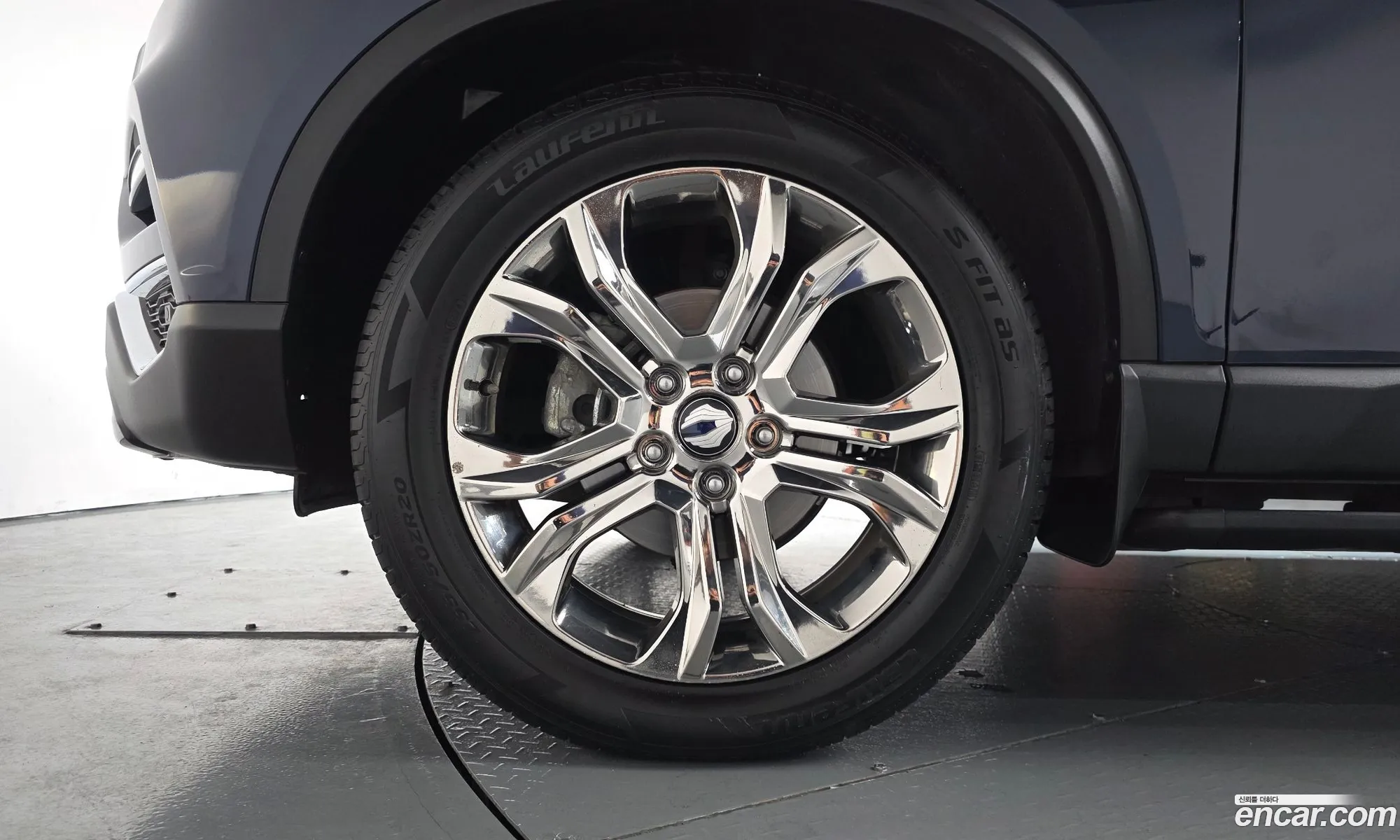 KG Mobility (SsangYong) G4 Rexton 2019 — 16