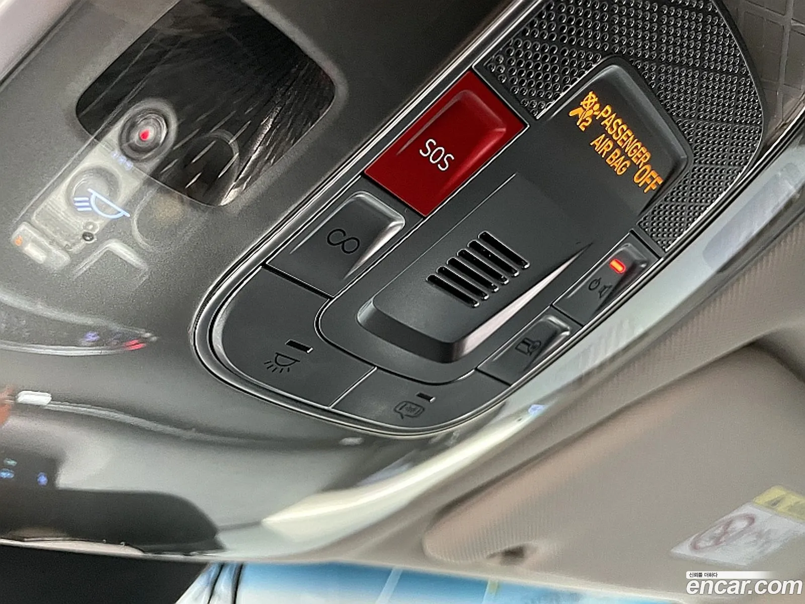 Genesis Electrified GV70 2022 — 18