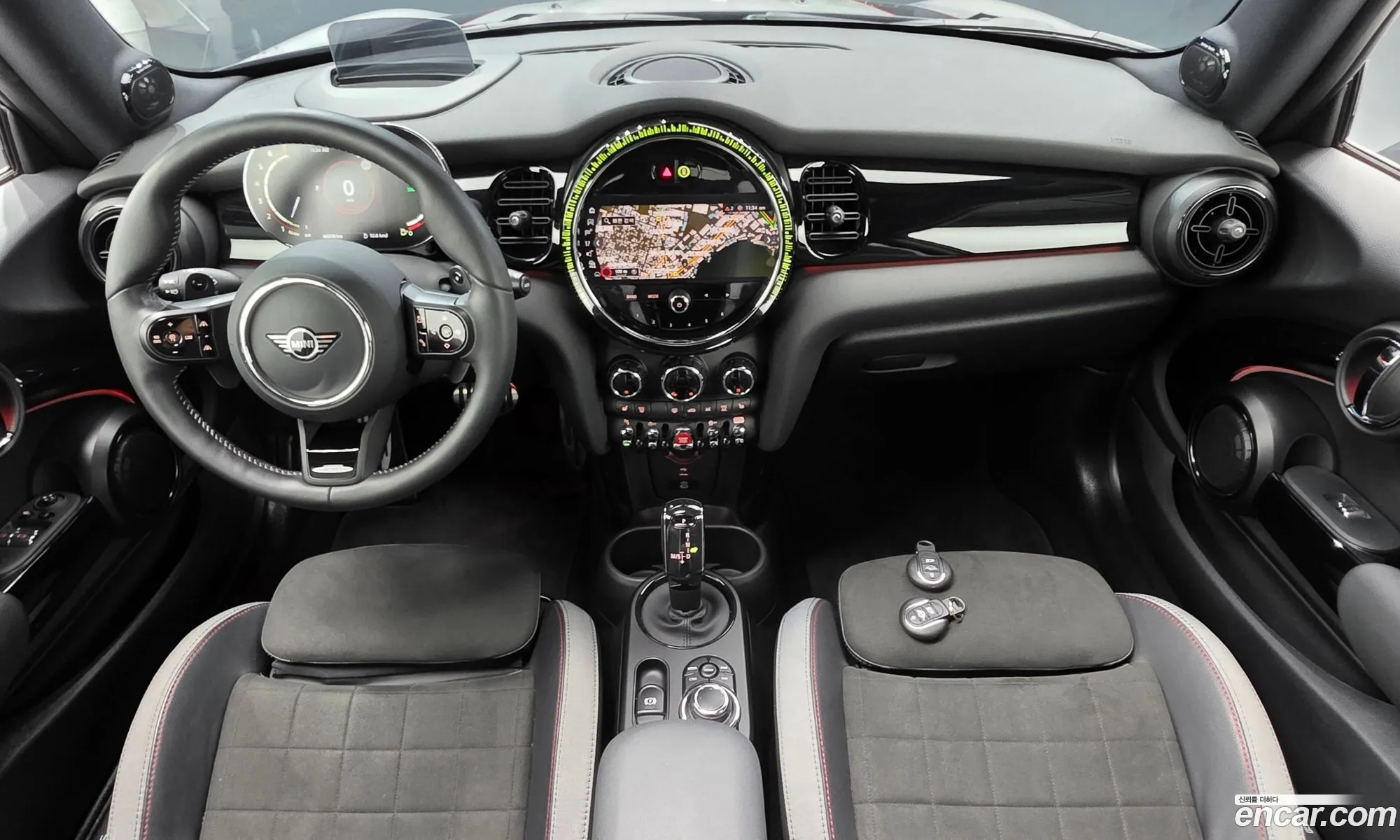 Mini Cooper S 2023 WMW81DH01R2U50413 — 19