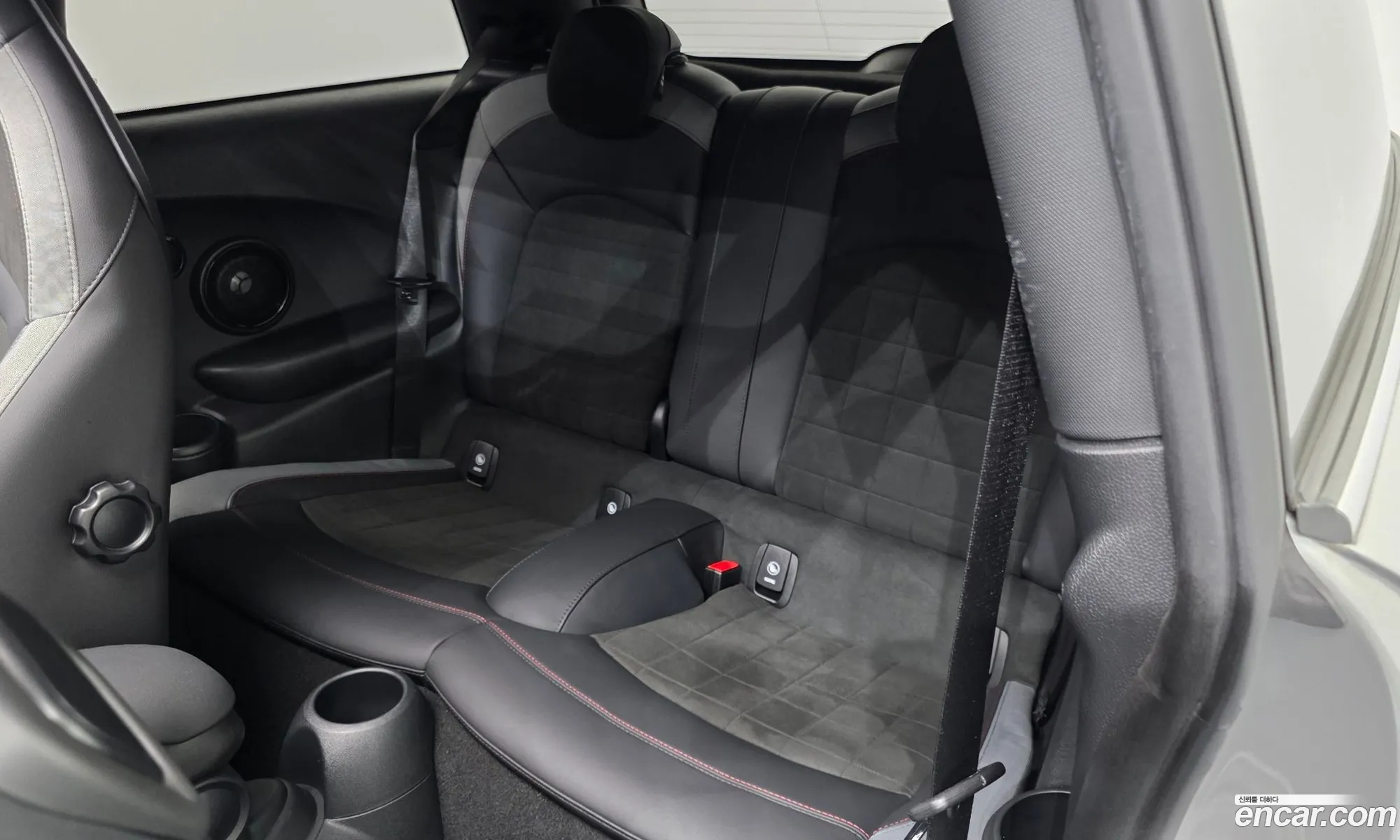 Mini Cooper S 2023 WMW81DH01R2U50413 — 13